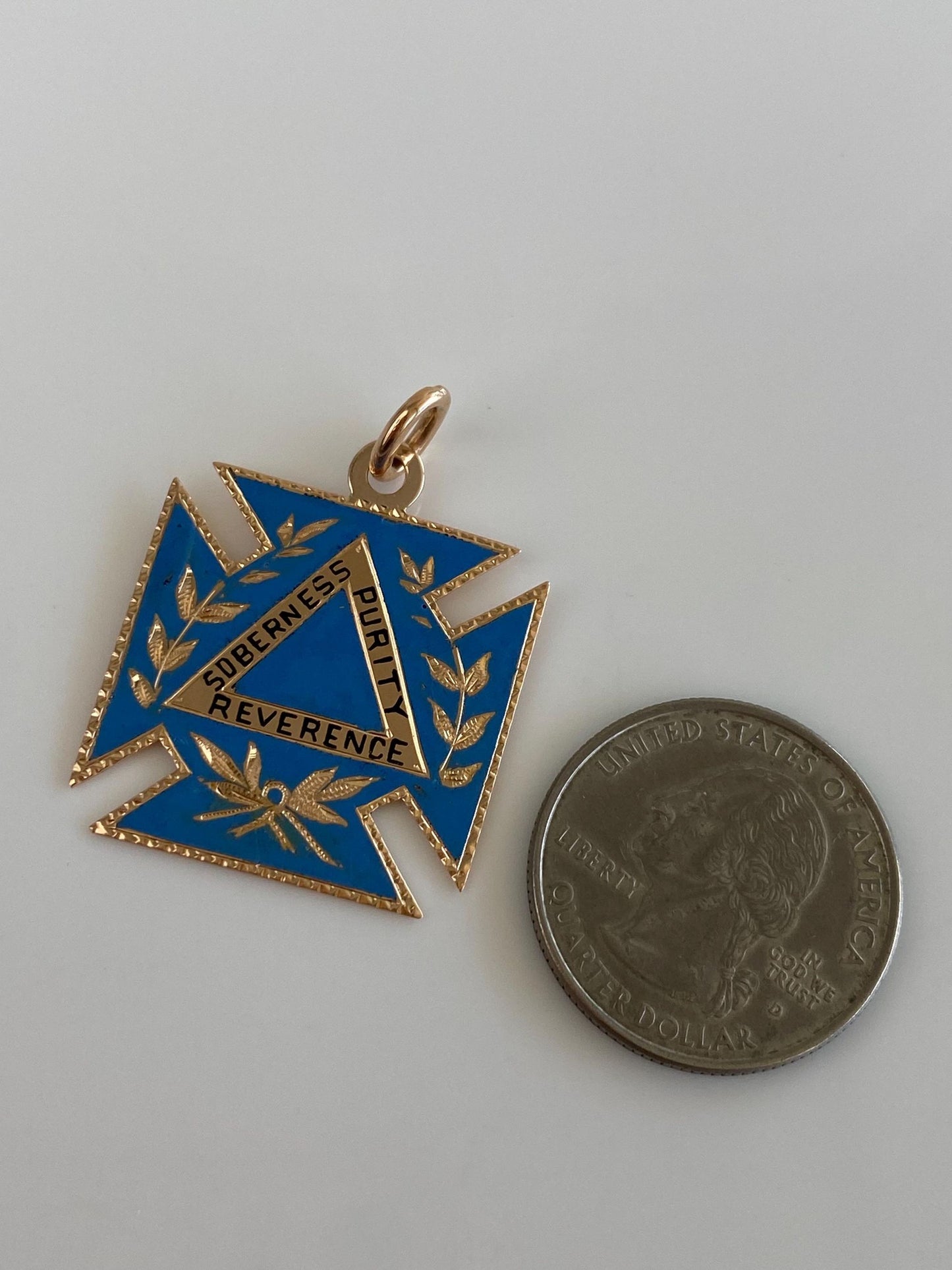 Vintage Solid 14k Yellow Gold Blue Enamel Reverence Soberness Purity Charm