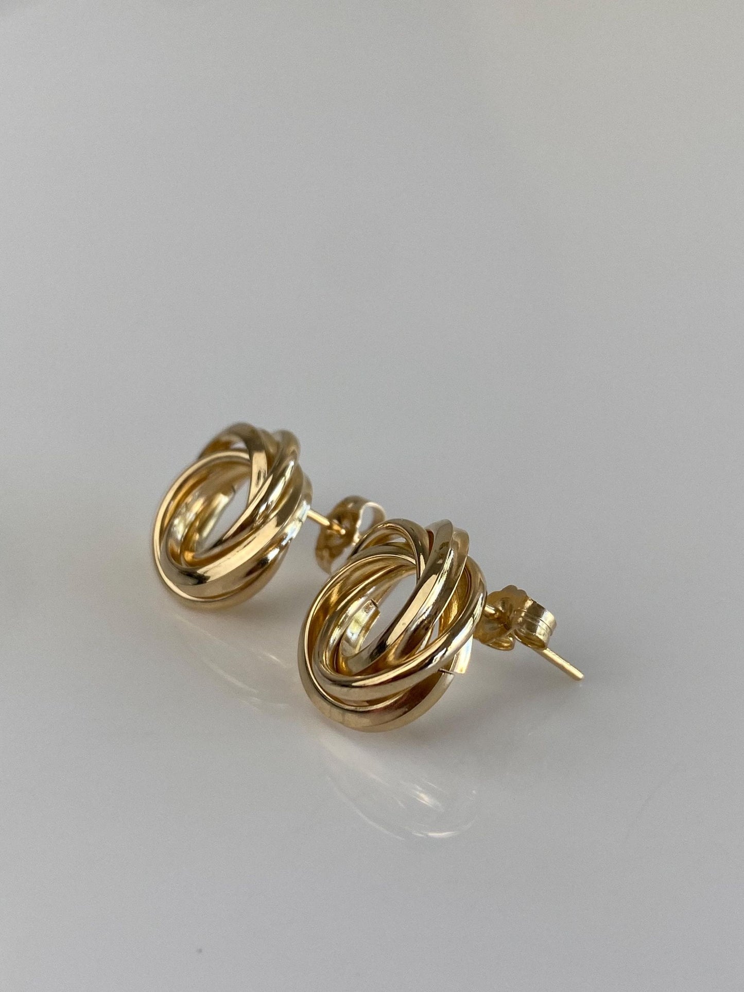 Vintage 14k Yellow Gold Knot Stud Earrings