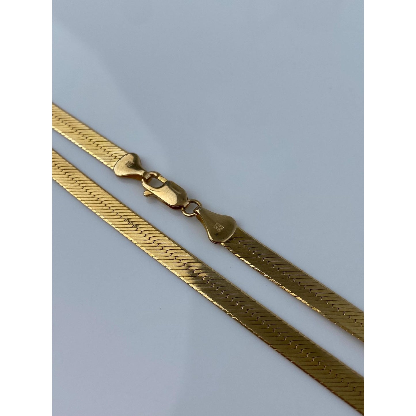 Vintage Solid 14k Yellow Gold Herringbone Chain Necklace - 24 inches