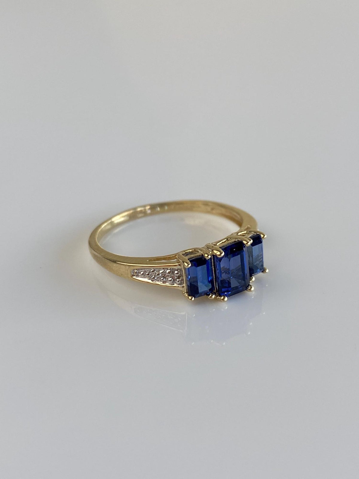 Vintage Solid 10k White & Yellow Gold Diamond Blue Sapphire Ring - Size 8.25