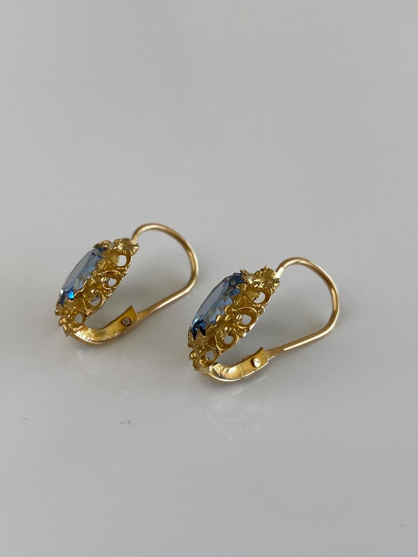 Vintage Solid 18k Yellow Gold Topaz Drop Earrings