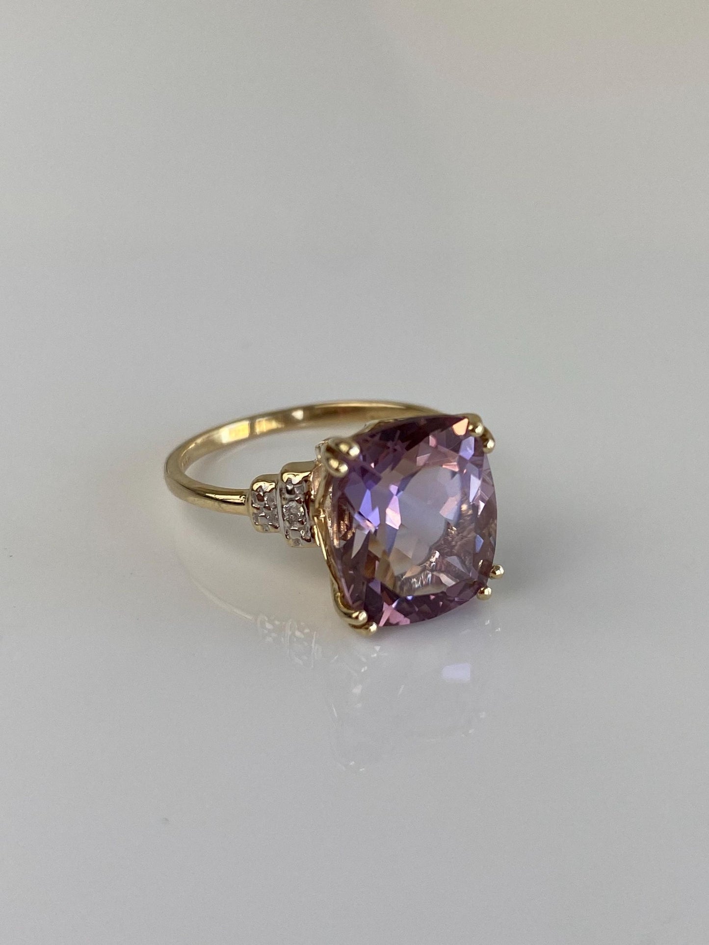 Vintage Solid 10k White & Yellow Gold Diamond Faceted Amethyst Ring - Size 7