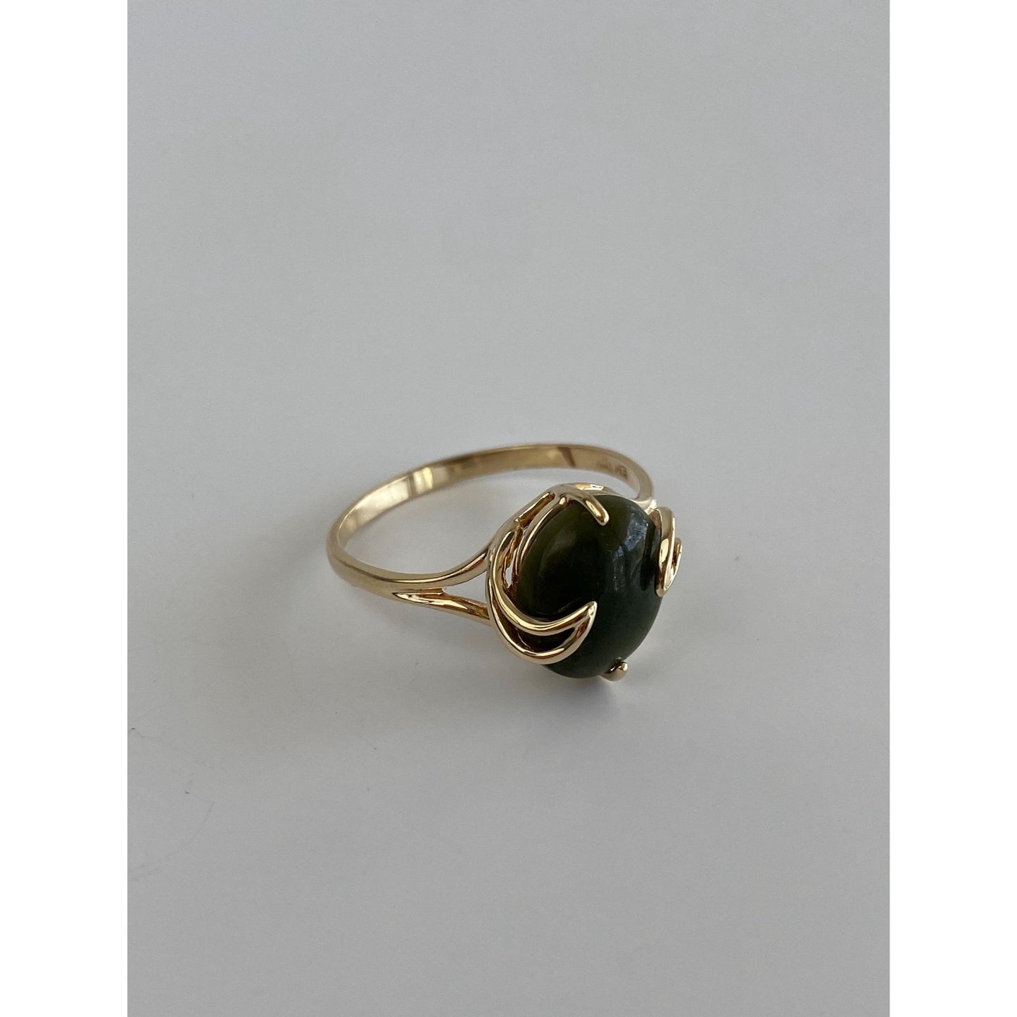 Solid 10k Yellow Gold Nephrite Ring - Size 10.5