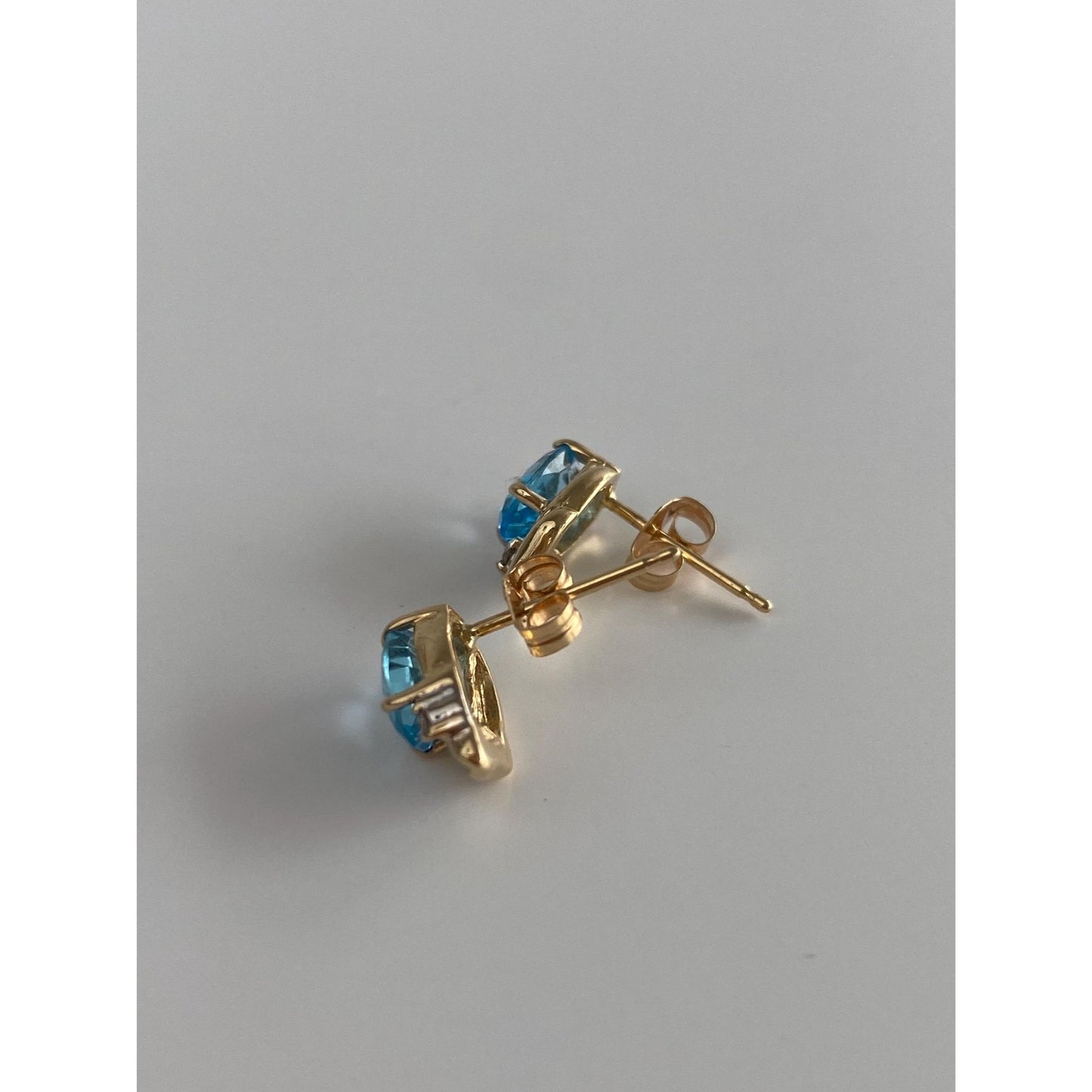 Vintage Solid 14k Yellow Gold Diamond Topaz Stud Earrings