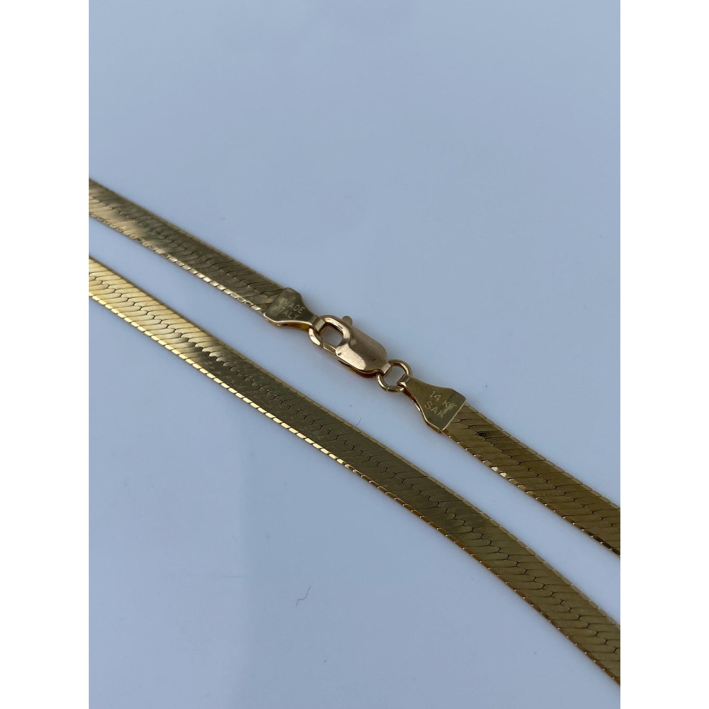 Vintage Solid 14k Yellow Gold Herringbone Chain Necklace - 24 inches