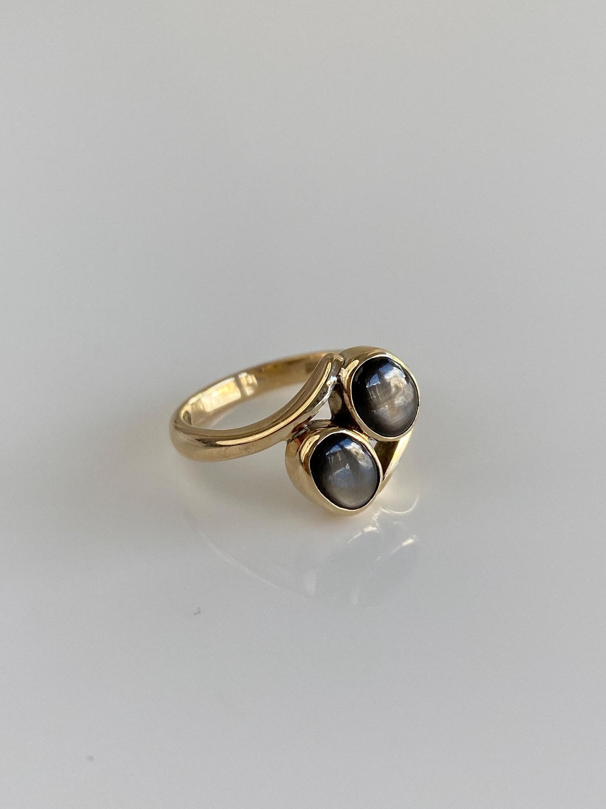 Vintage Solid 10k Yellow Gold Double Star Sapphire Ring - Size 4.5
