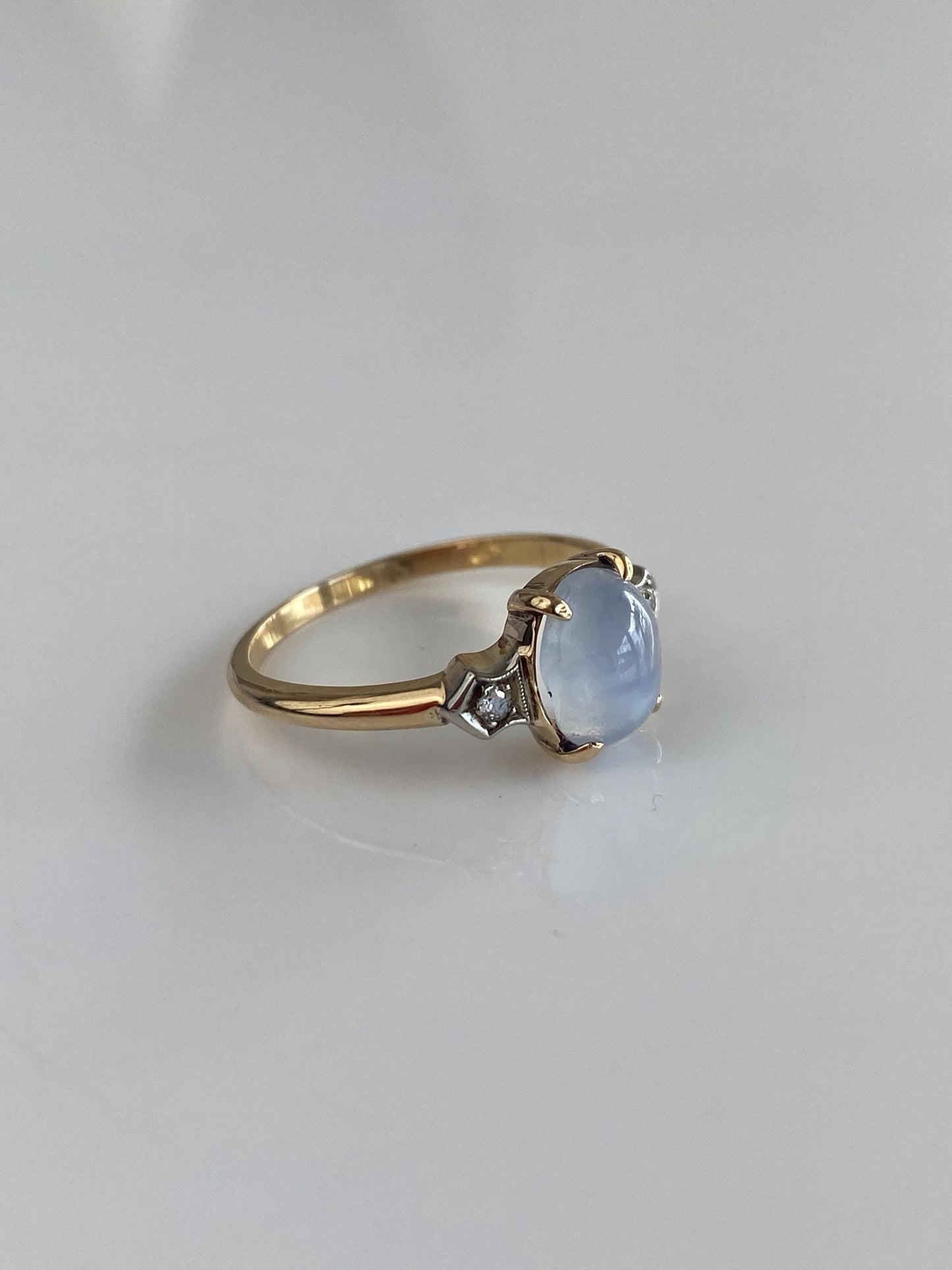 Vintage Solid 14k White & Yellow Gold Clear and Milky Sapphire Ring - Size 6.75