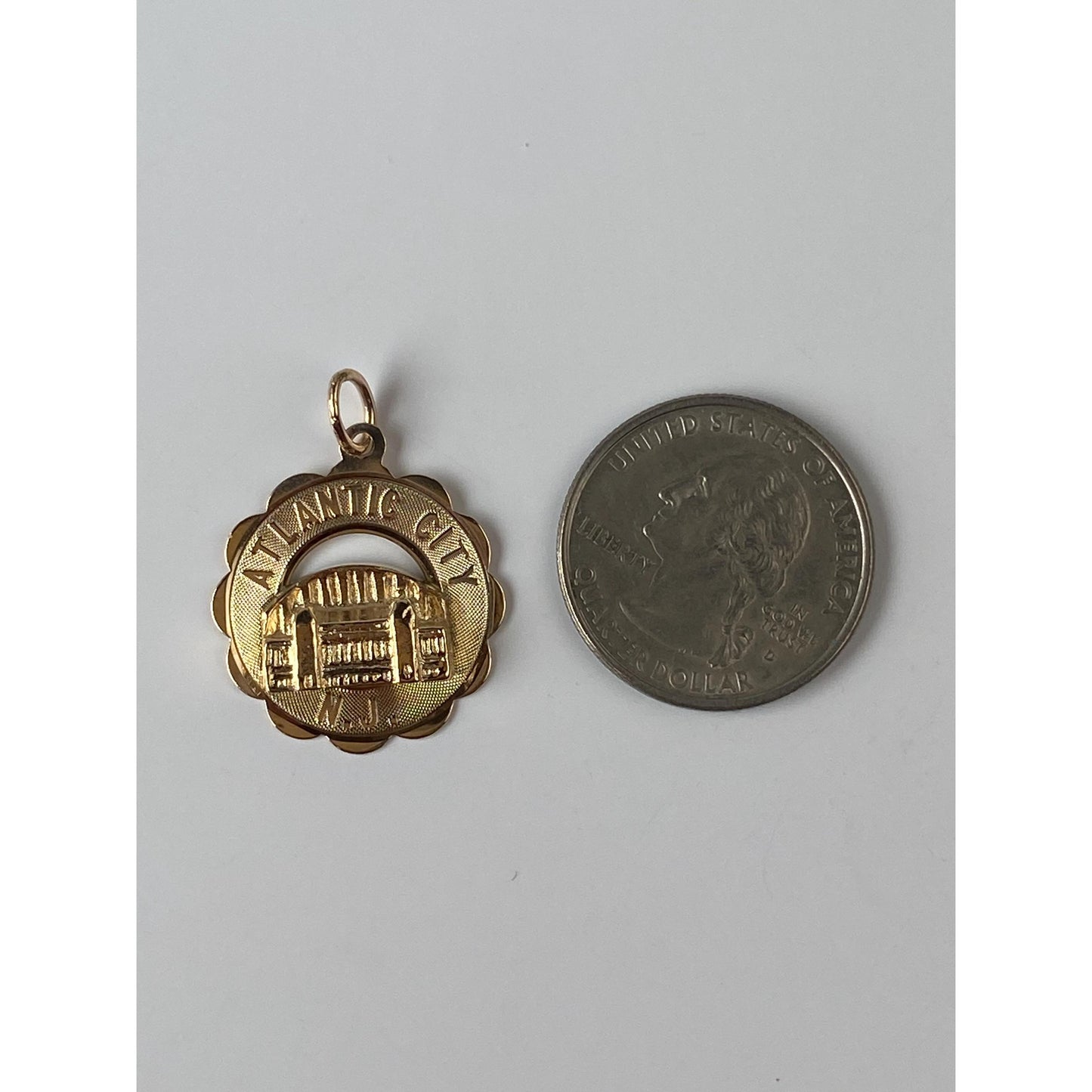 Vintage Solid 14k Yellow Gold Atlantic City Charm