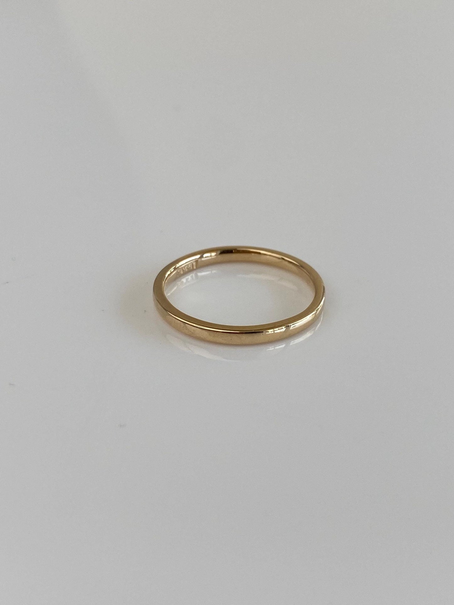 Vintage Solid 14k Yellow Gold Slim Ring Band - Size 6.25