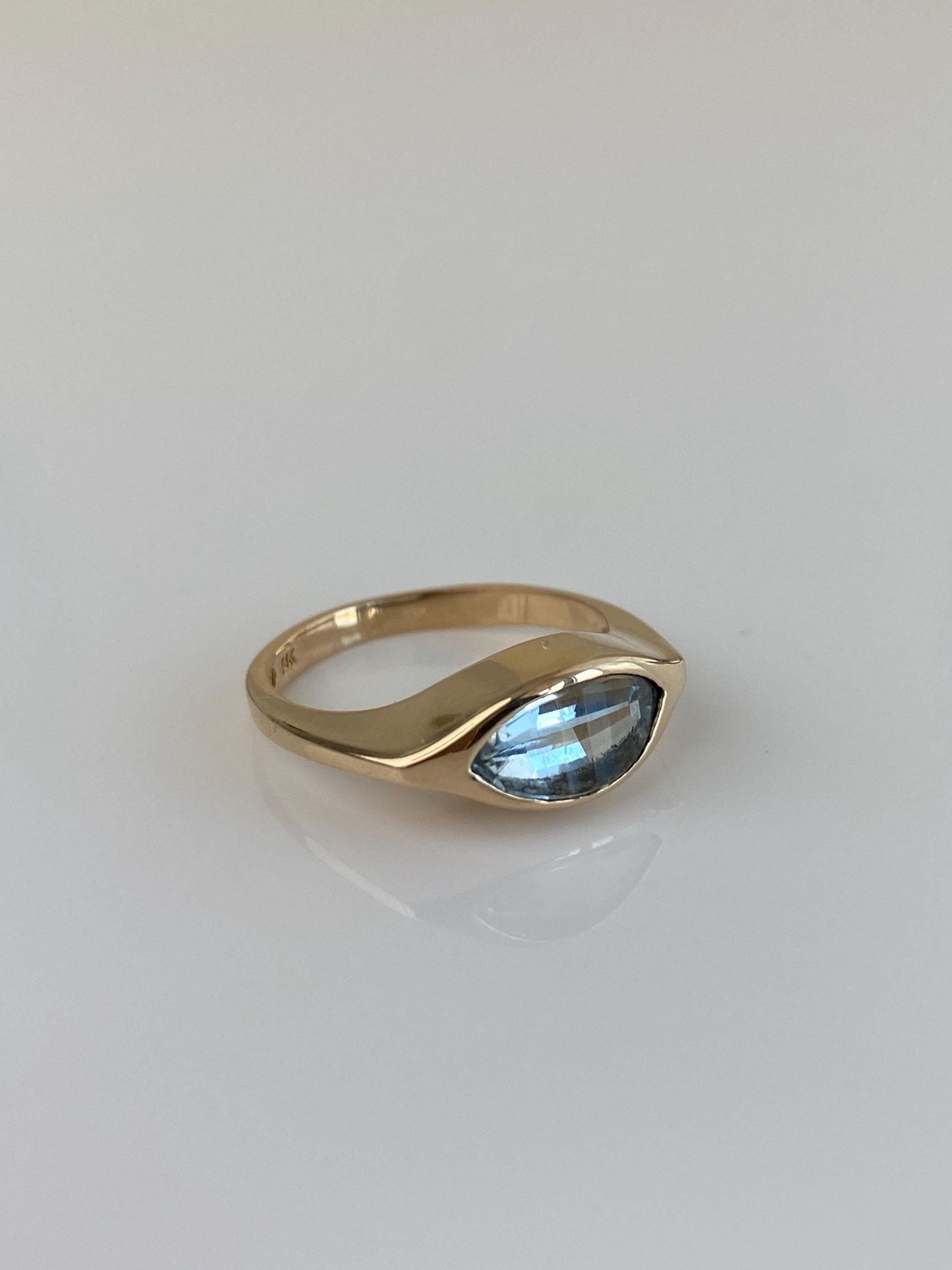 Vintage Solid 14k Yellow Gold Topaz Ring - Size 4.75