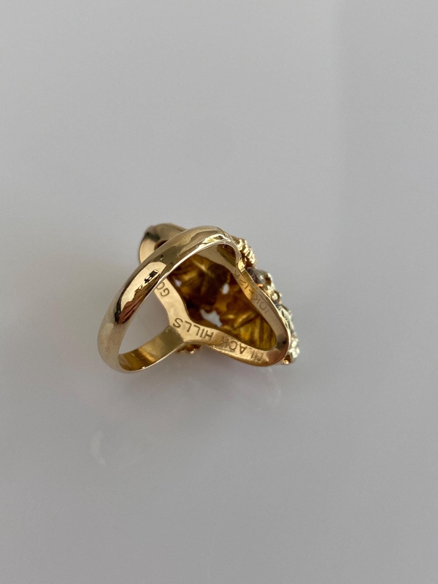 Vintage Solid 10k Black Hills Gold Leaf Ring - Size 5.75