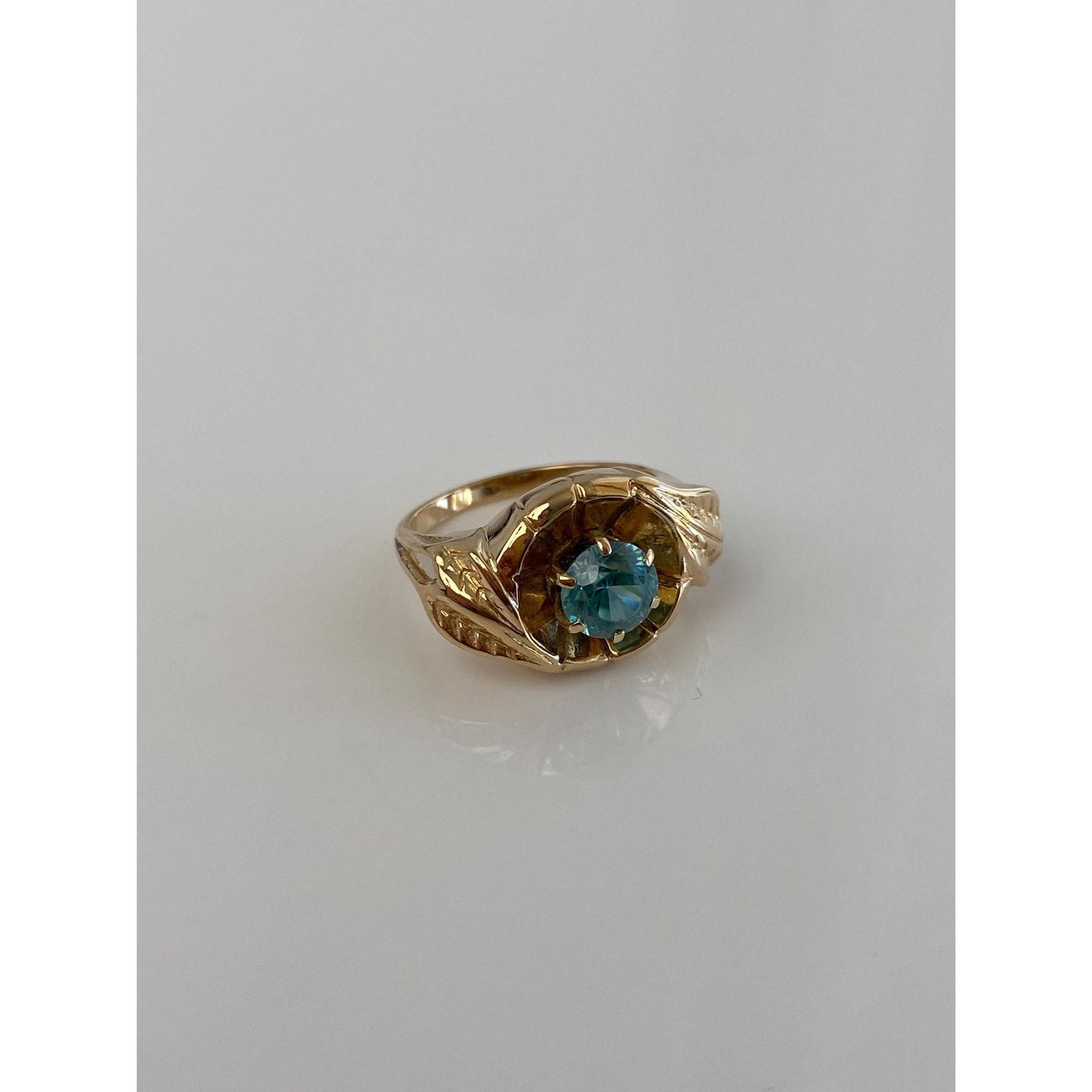 Vintage Solid 14k Yellow Gold Topaz Ring - Size 5.75