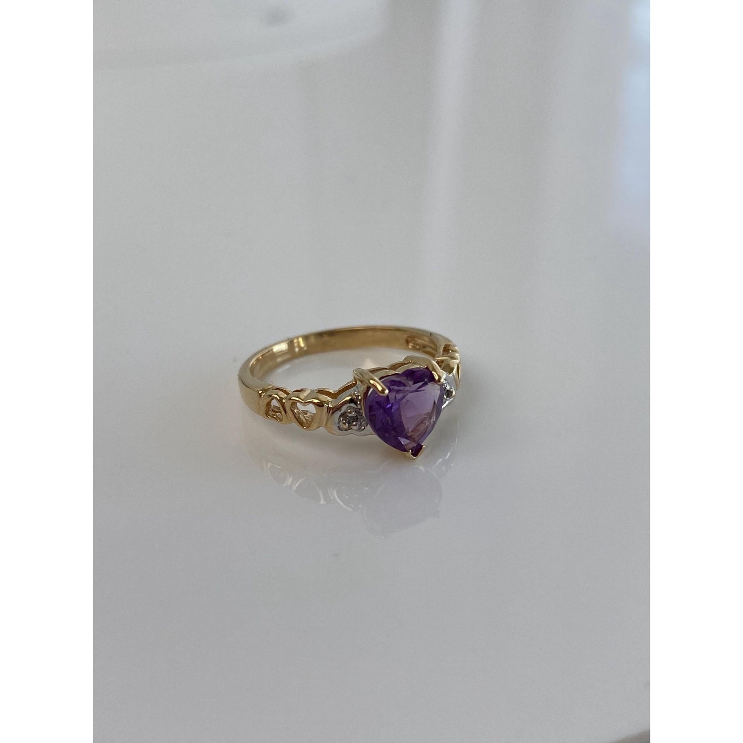 Vintage Solid 10k White & Yellow Gold Diamond Amethyst Heart Ring - Size 5.75