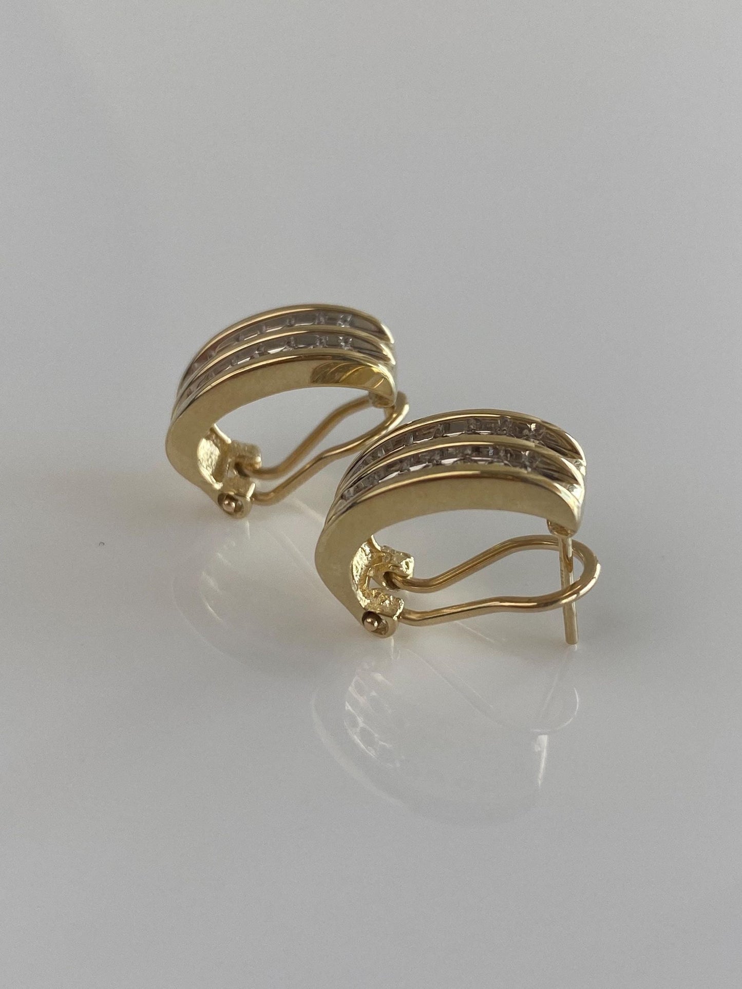 Vintage Solid 14k Yellow Gold Diamond Drop Earrings