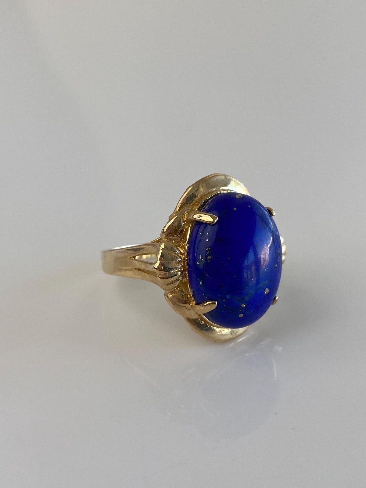 Vintage Solid 14k Blue Lapis Lazuli Ring - Size 8.5