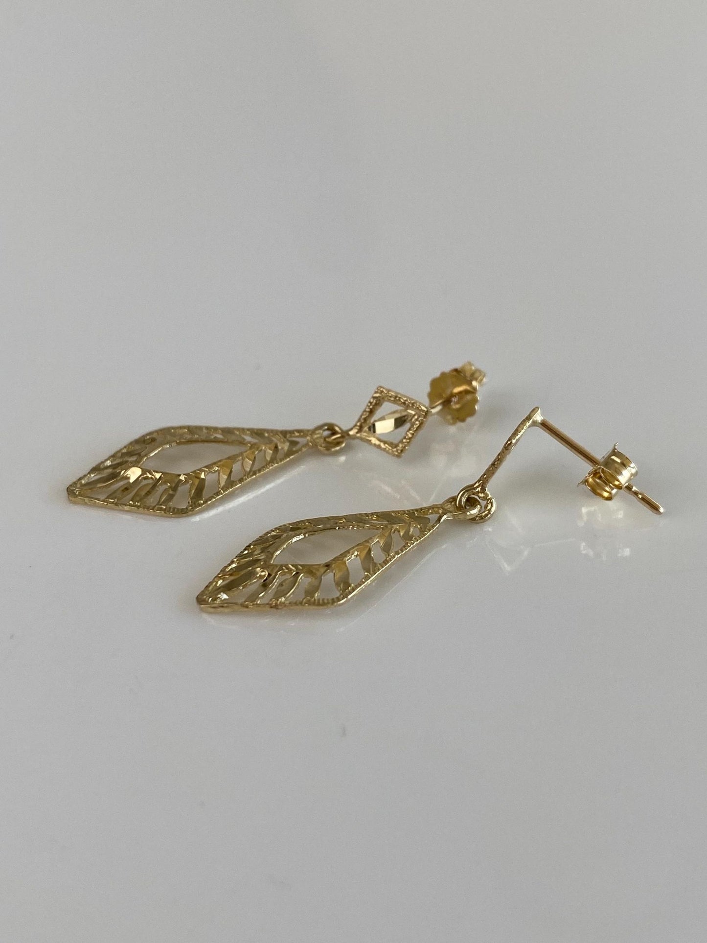 Vintage Solid 14k Yellow Gold Diamond Cut Dangle Stud Earrings