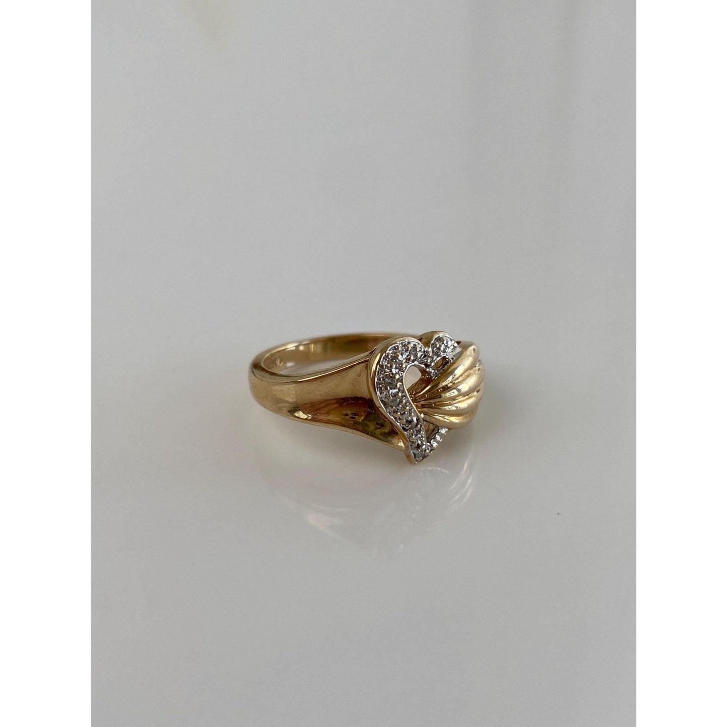 Vintage Solid 10k Yellow Gold Clear Sapphire Heart Ring - Size 6.25