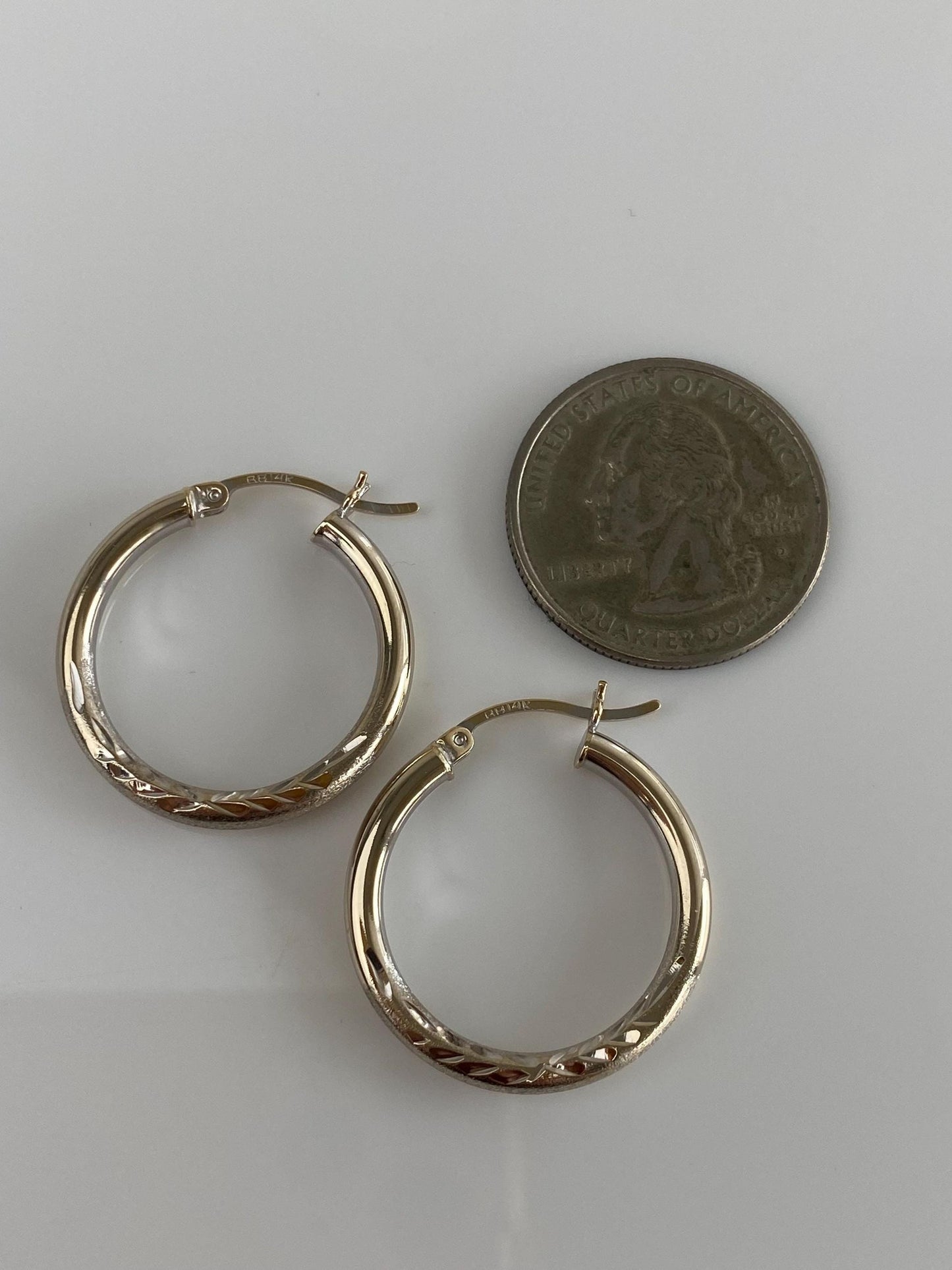 Vintage 14k White Gold Diamond Cut Hoop Earrings