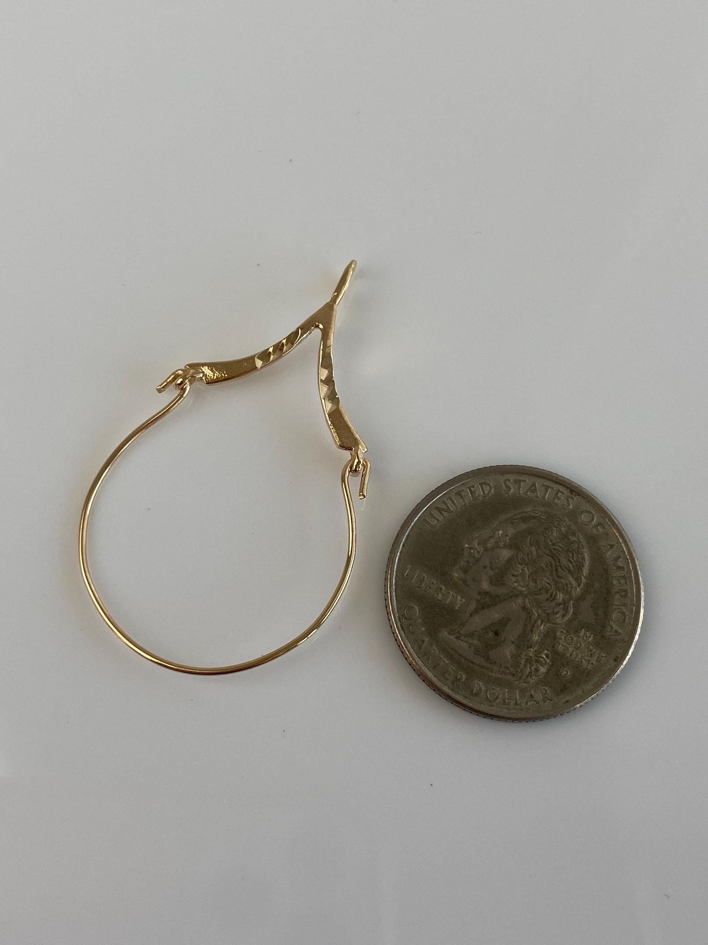 Vintage Solid 14k Yellow Gold Diamond Cut Charm Holder