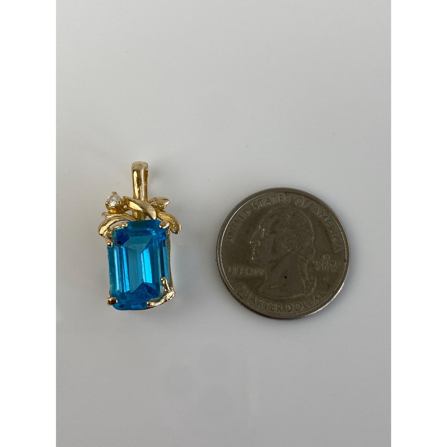 Vintage Solid 14k Yellow Gold Diamond Topaz Charm