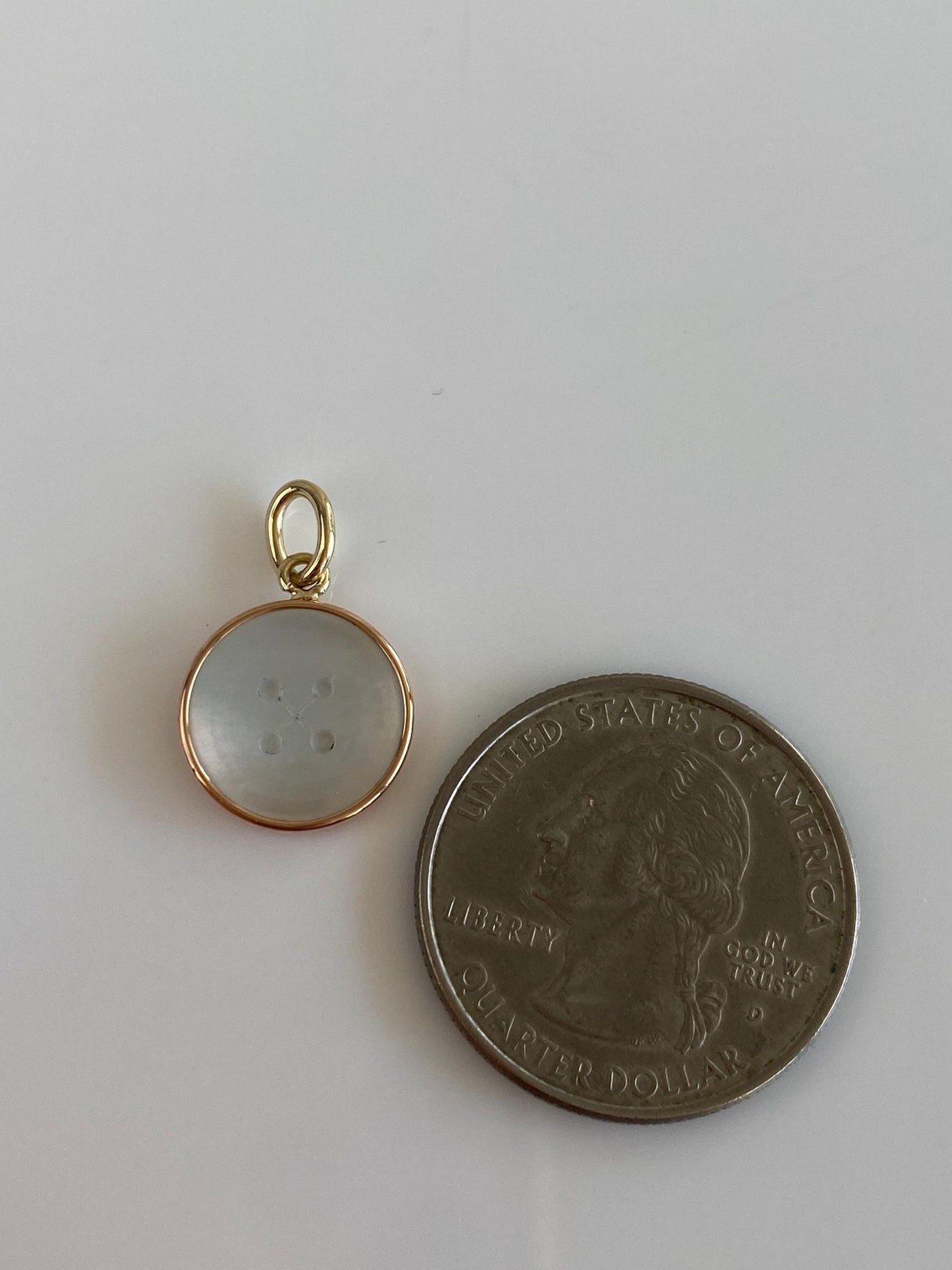 Vintage Solid 14k Yellow Gold Mother of Pearl Button Cufflink Charm