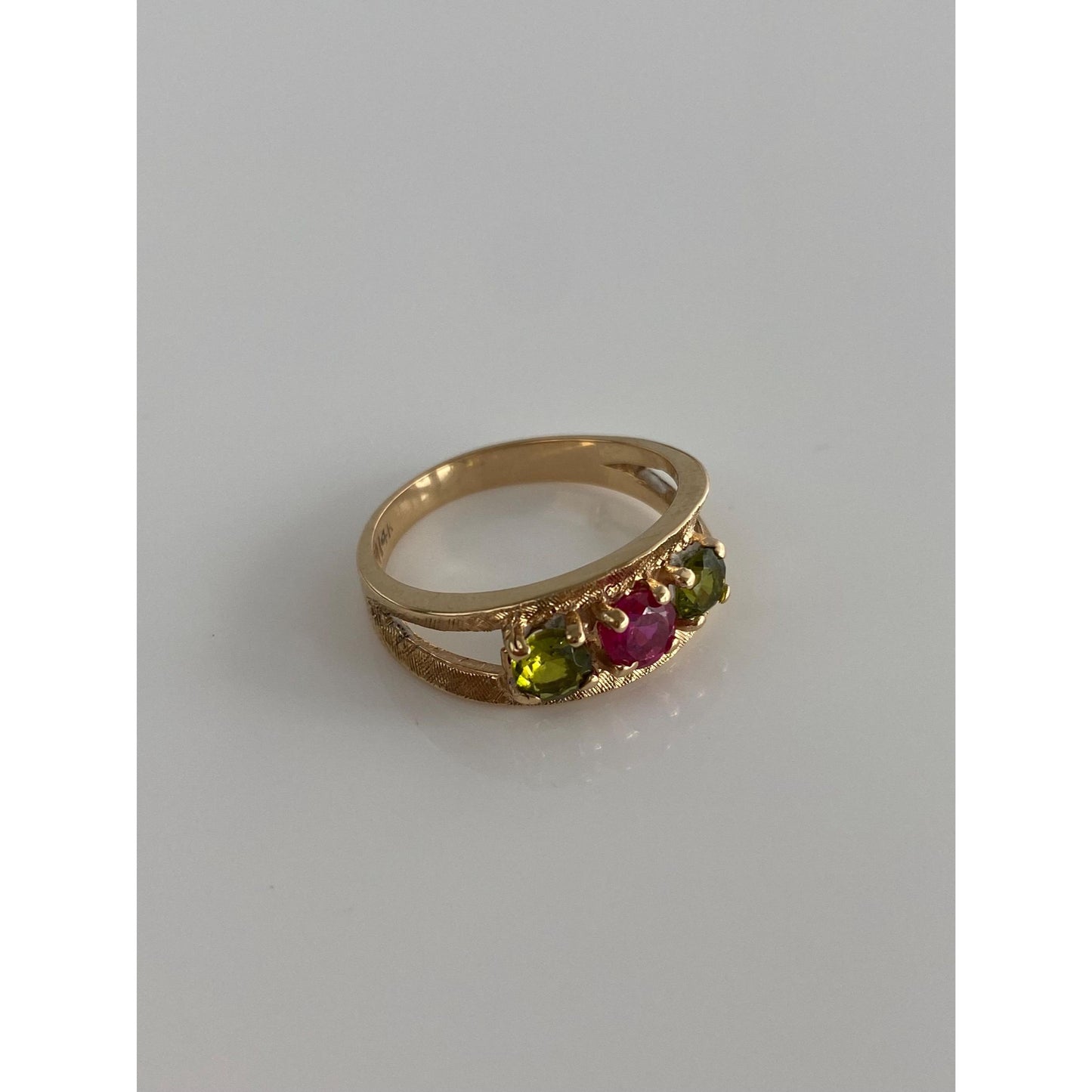 Solid 14k Yellow Gold Pink Sapphire Peridot Ring - Size 6.25