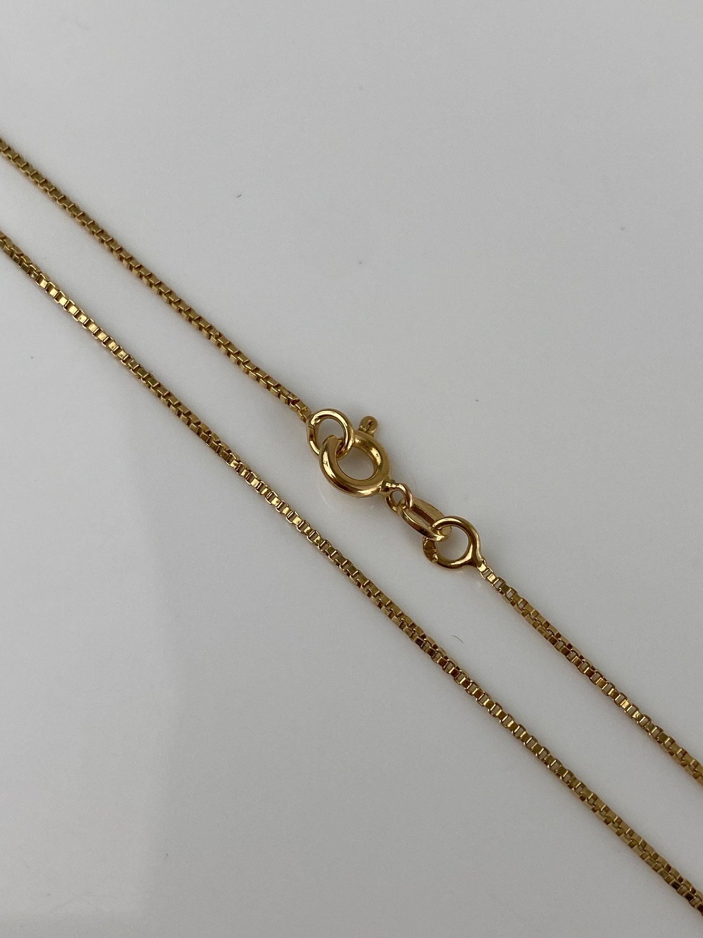 Vintage Solid 18k Yellow Gold Box Chain Necklace - 24 inches