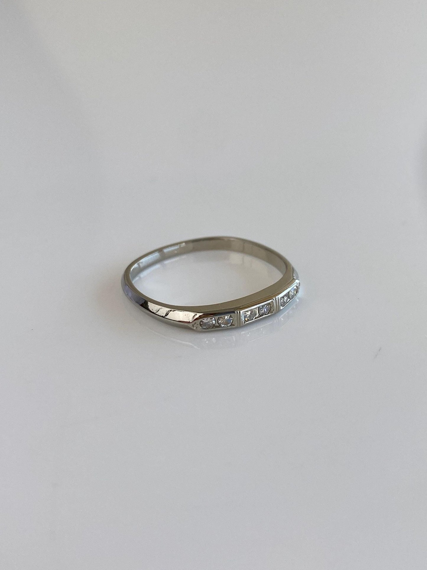 Vintage Solid 14k White Gold Diamond Ring Band - Size 6