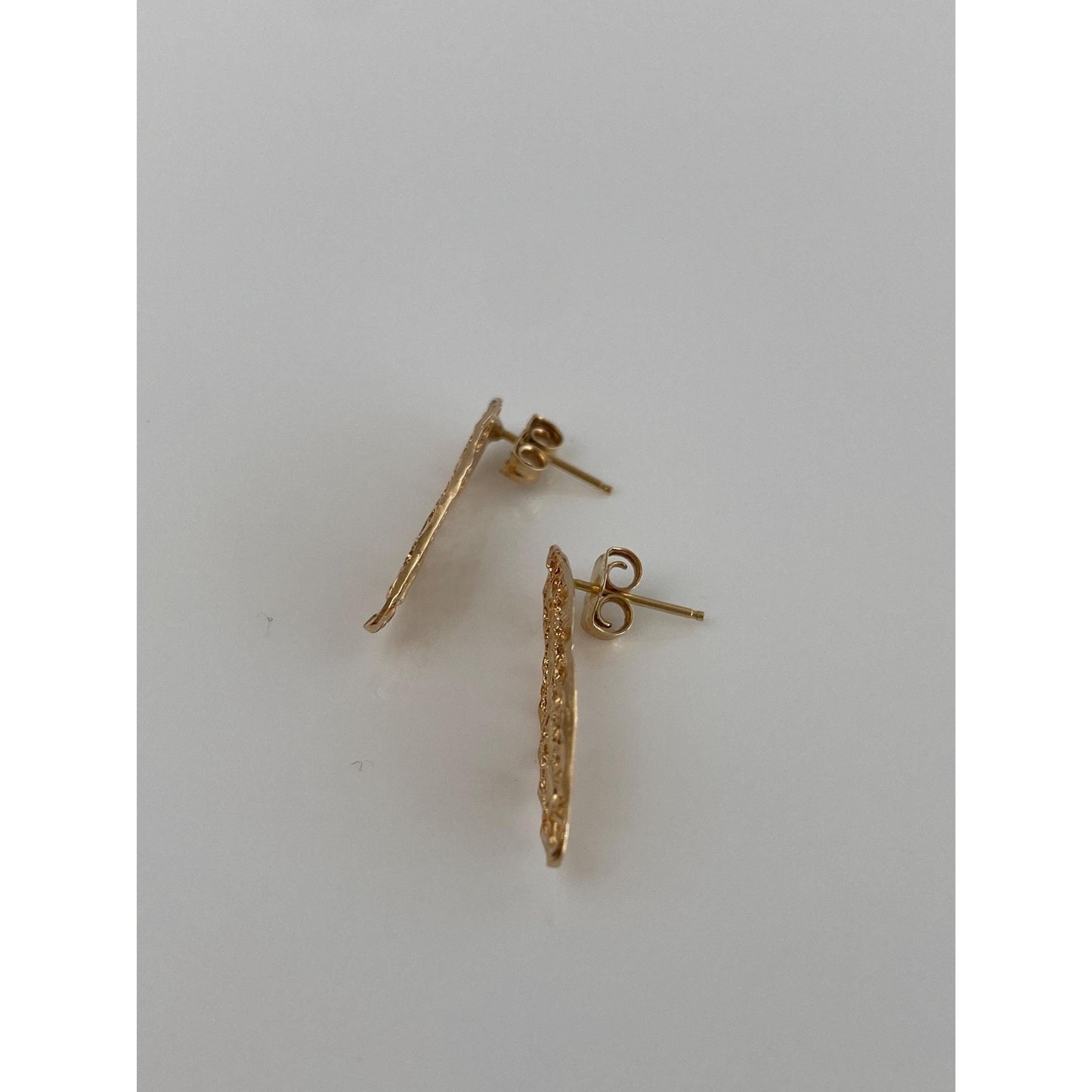 Vintage Solid 14k Yellow Gold Diamond Cut Drop Earrings