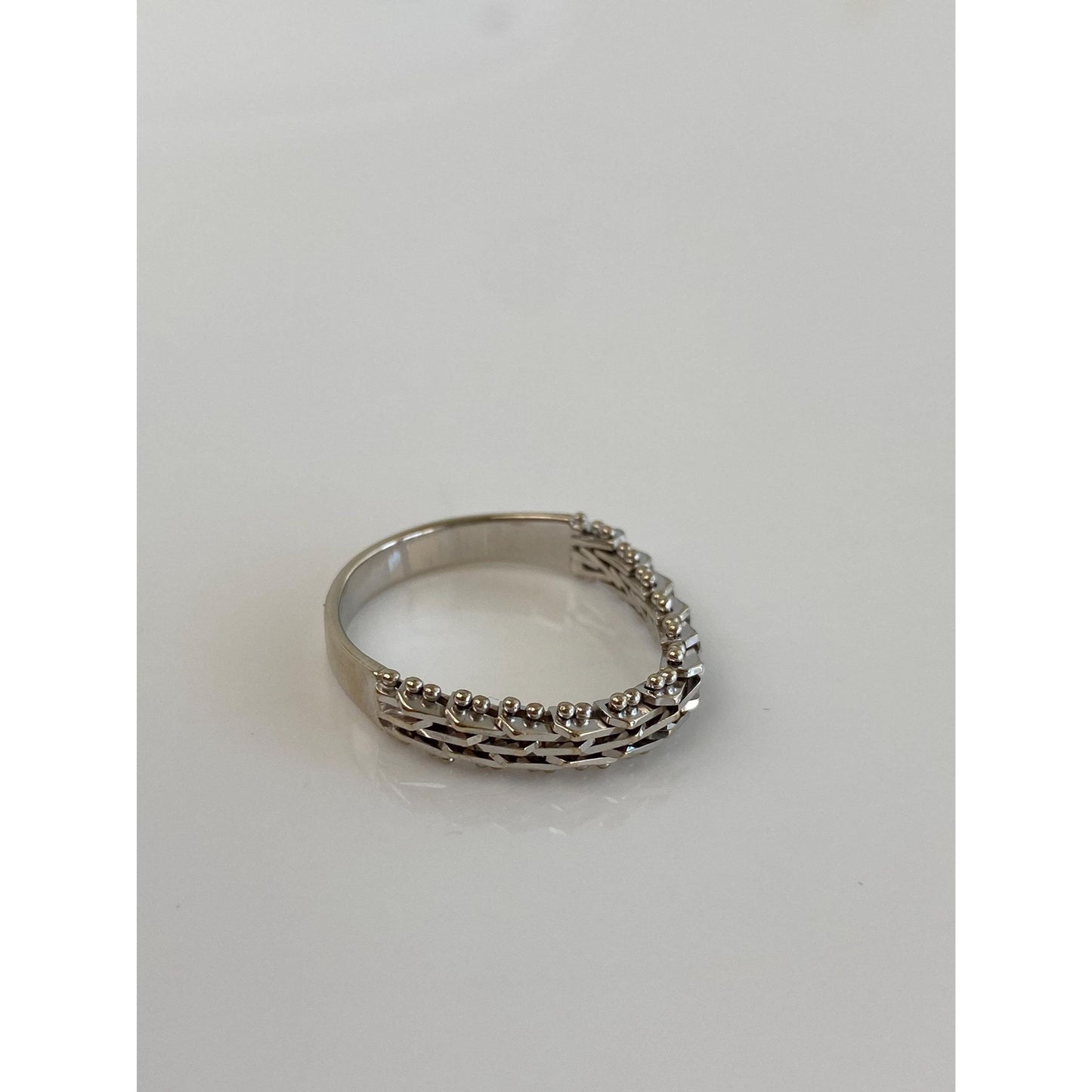 Vintage Solid 14k White Gold Mesh Chain Ring Band - Size 7.5