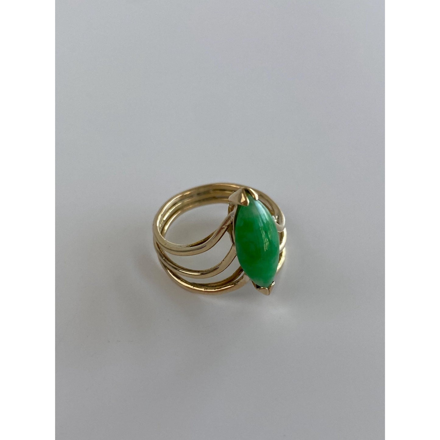 Vintage Solid 14k Yellow Gold Jade Marquis Ring - Size 5.75