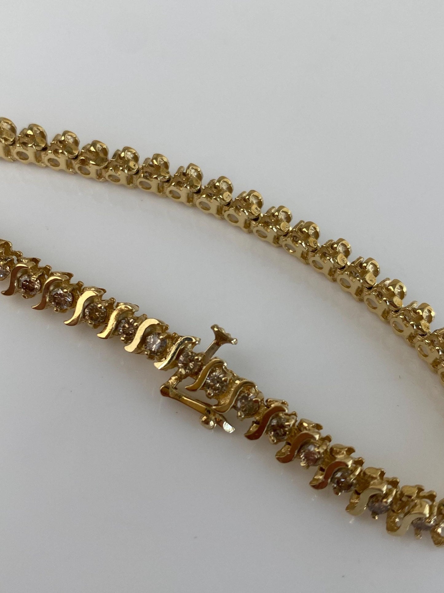 Vintage Solid 14k Yellow Gold Champagne Diamond Tennis Bracelet