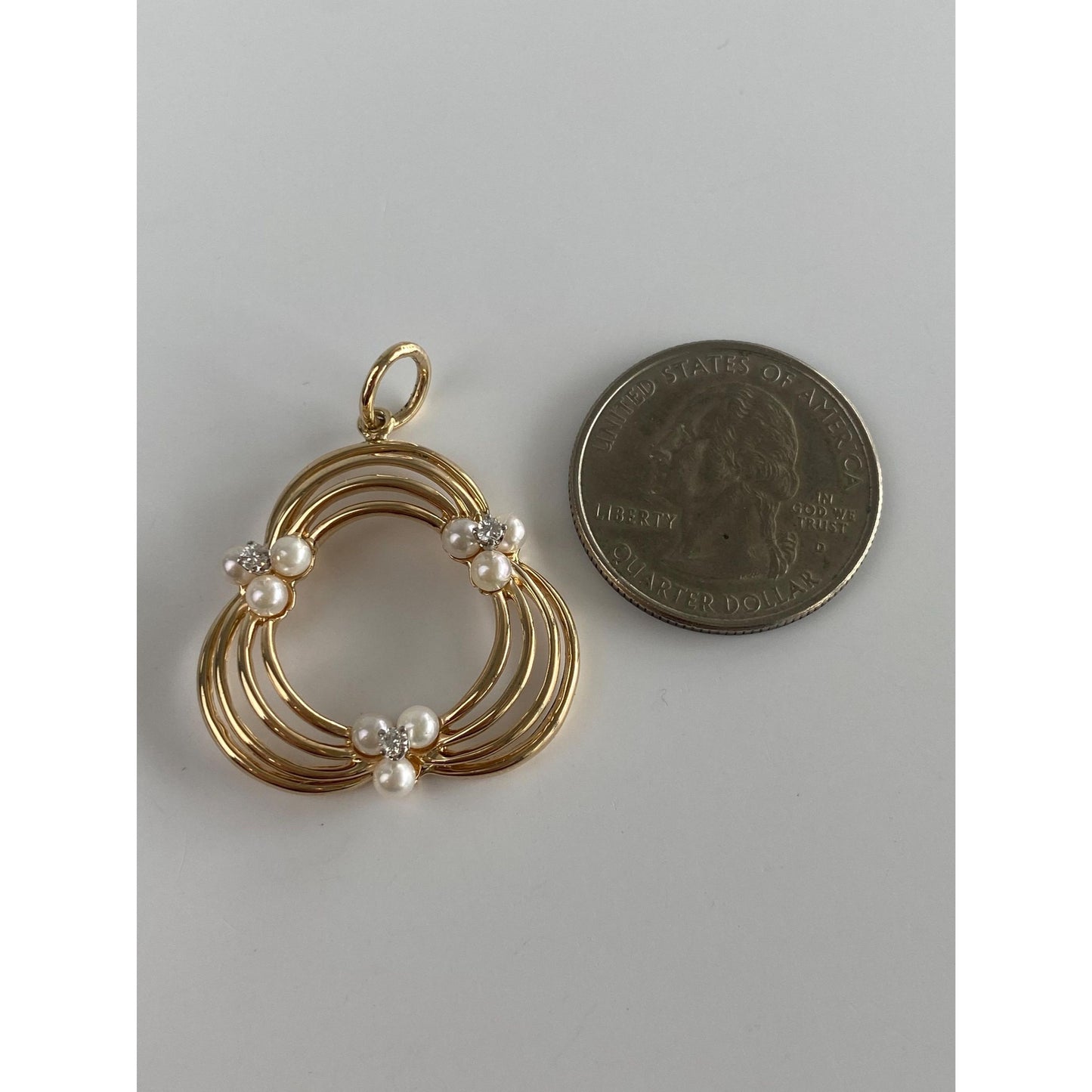 Vintage 14k Yellow Gold Clear Sapphire Pearl Charm