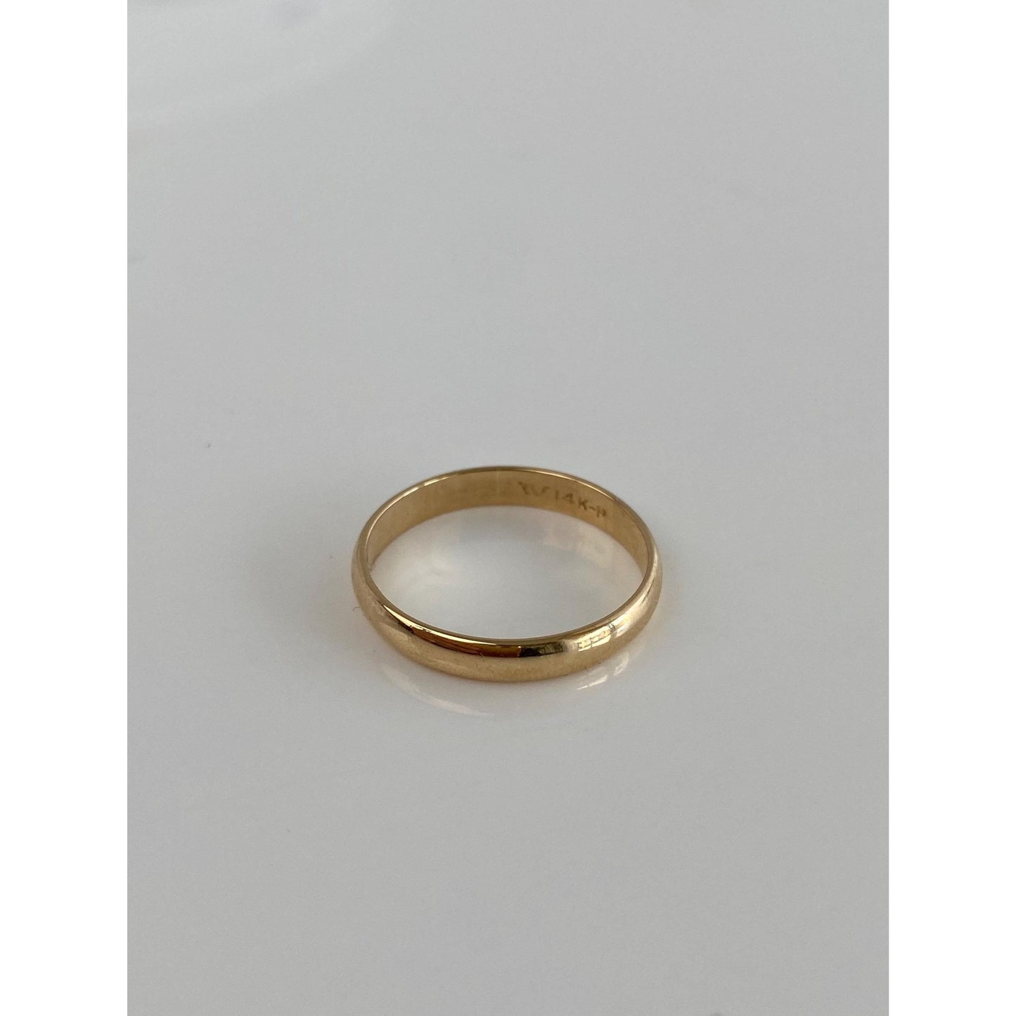 Vintage Solid 14k Yellow Gold Ring Band - Size 7.5