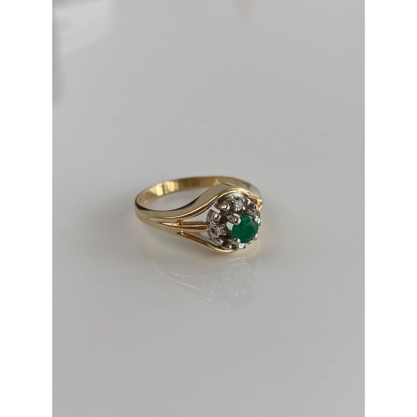 Vintage Solid 14k White & Yellow Gold Diamond Halo Emerald Ring - Size 7.25