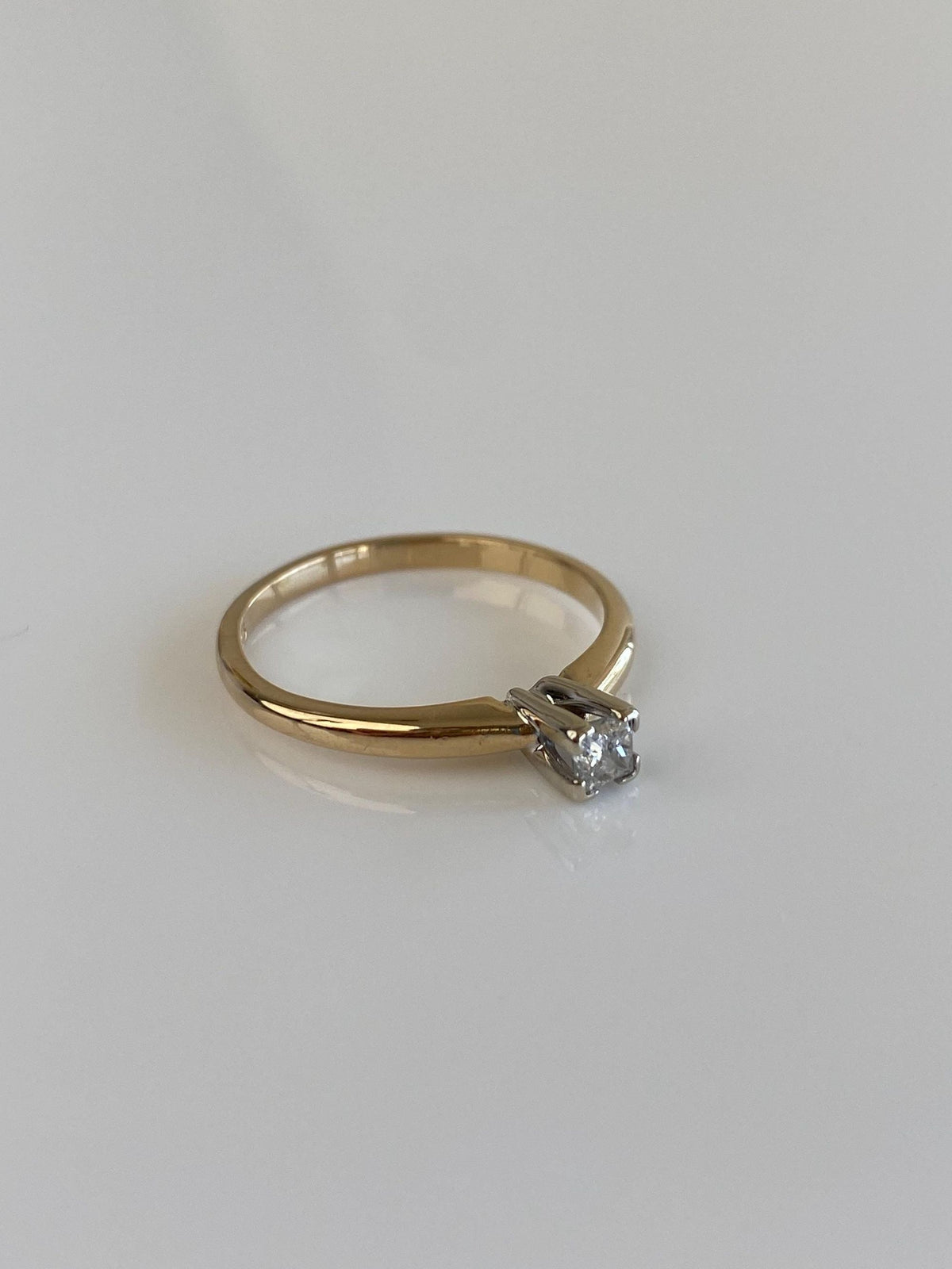 Vintage Solid 14k White & Yellow Gold Princess Cut Diamond Ring - Size 6.75