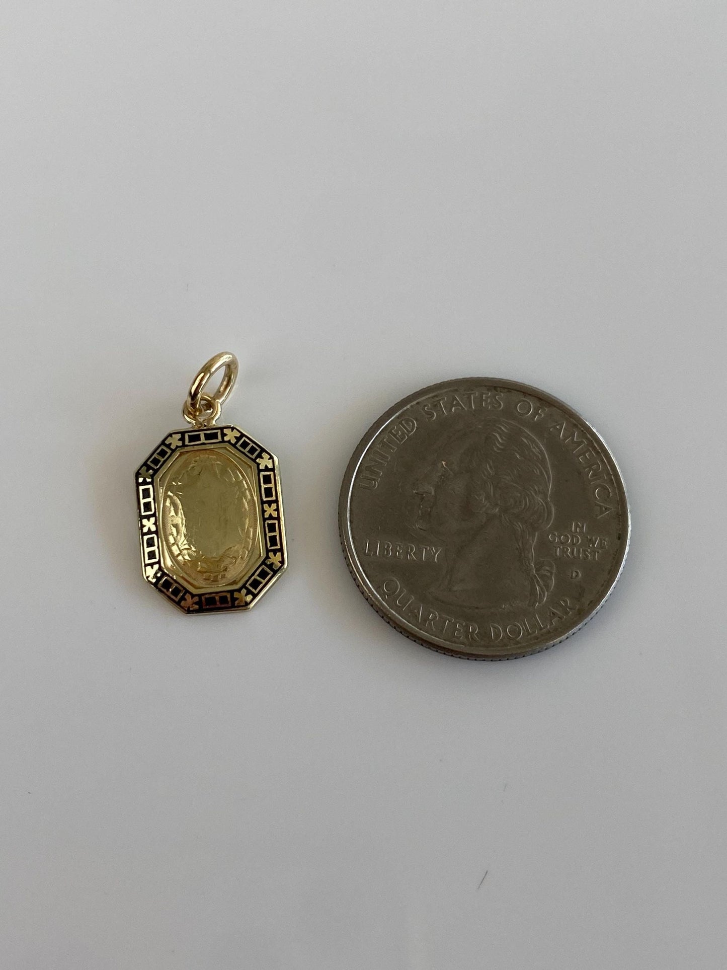 Vintage 14k Yellow Gold Enamel Border Cufflink Conversion Charm
