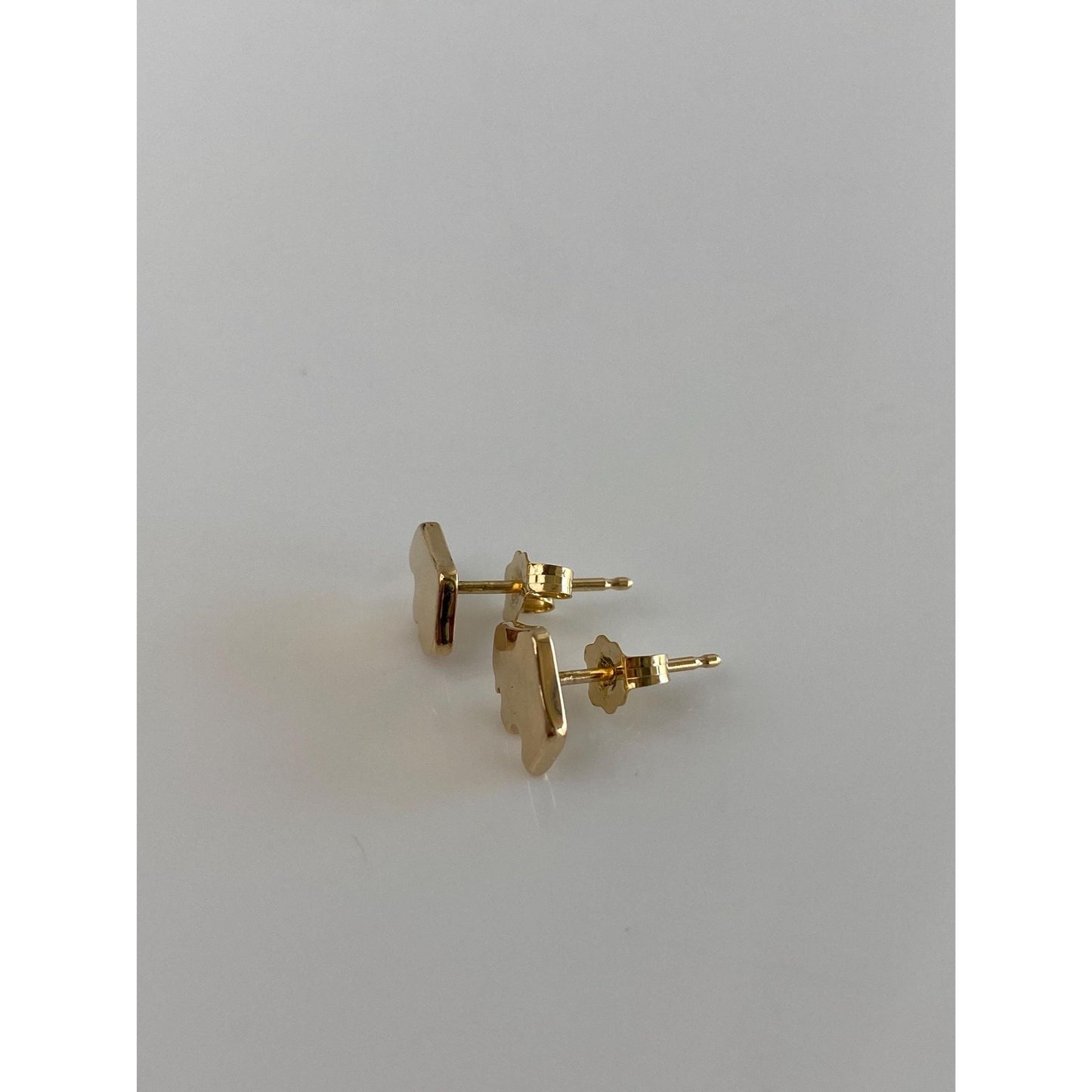 Vintage Solid 14k Yellow Gold Buffalo Stud Earrings