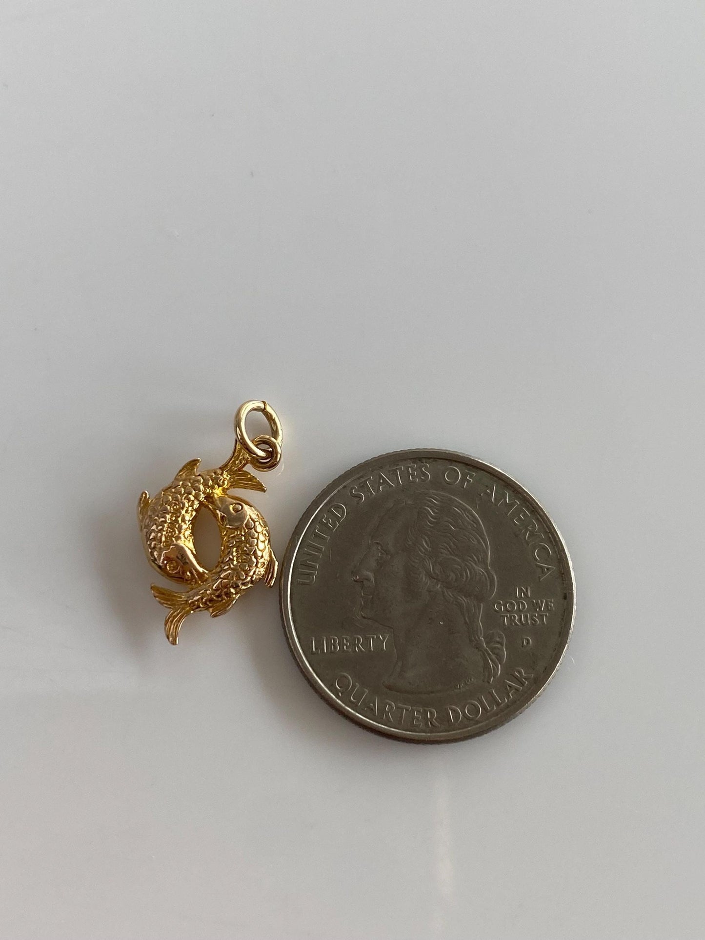 Vintage Solid 10k Yellow Gold Pisces Fish Charm