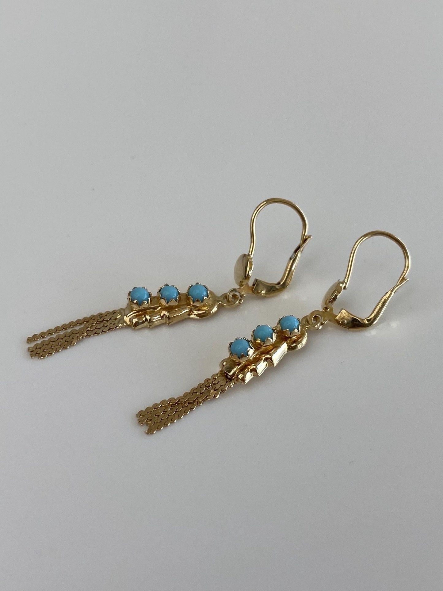 Vintage Solid 14k Yellow Gold Turquoise Row Serpentine Chain Fringe Dangle Earrings
