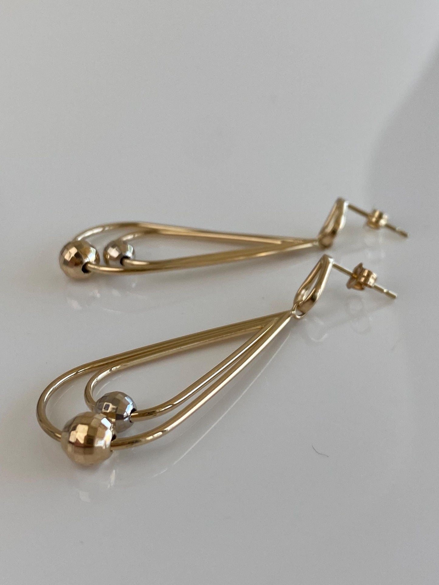 Vintage 14k Yellow Gold Faceted Balls Teardrop Dangle Stud Earrings