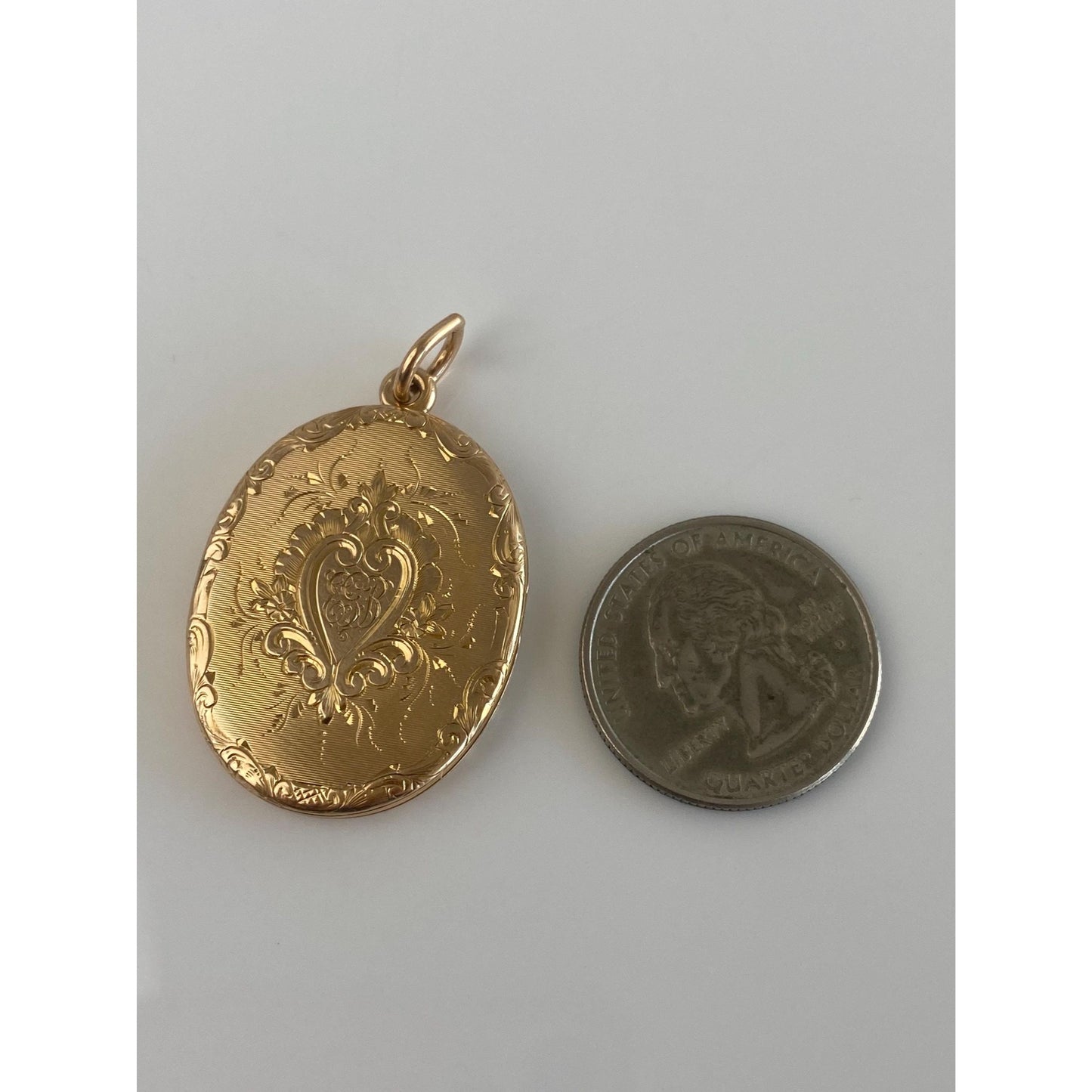 Vintage Solid 14k Yellow Gold Engraved Floral Locket Charm