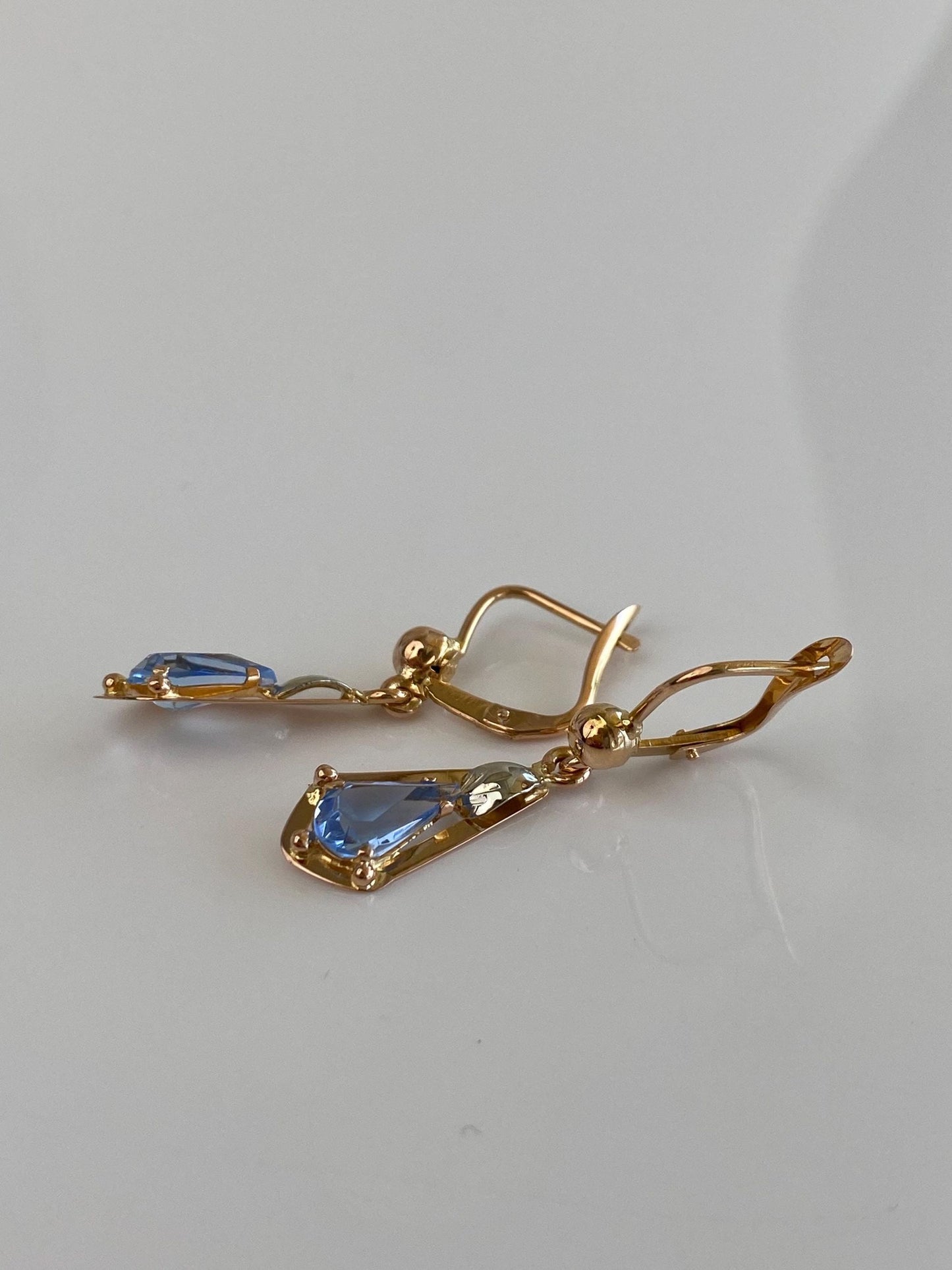 Vintage Solid 18k White & Yellow Gold Blue Cubic Zirconia Dangle Earrings