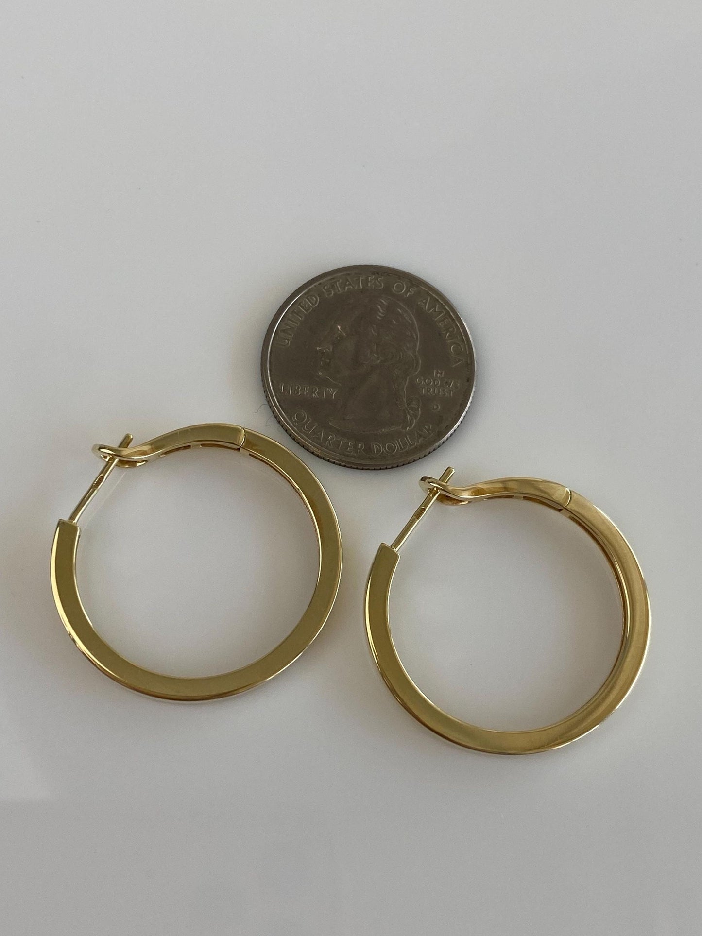 Vintage Solid 14k Yellow Gold Square Edge Hoop Earrings