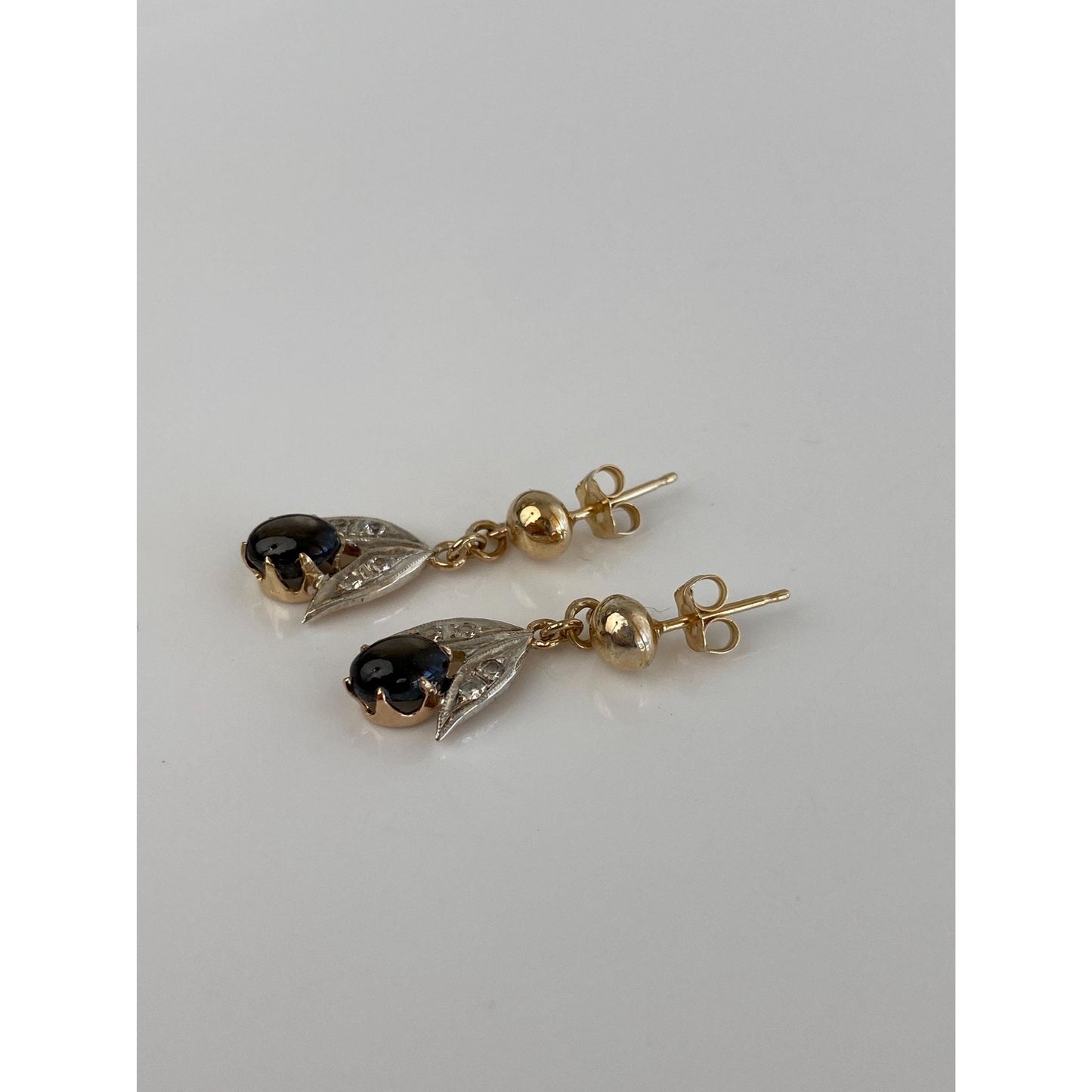 Vintage Solid 9k Yellow Gold Star Sapphire Clear Quartz Dangle Stud Earrings