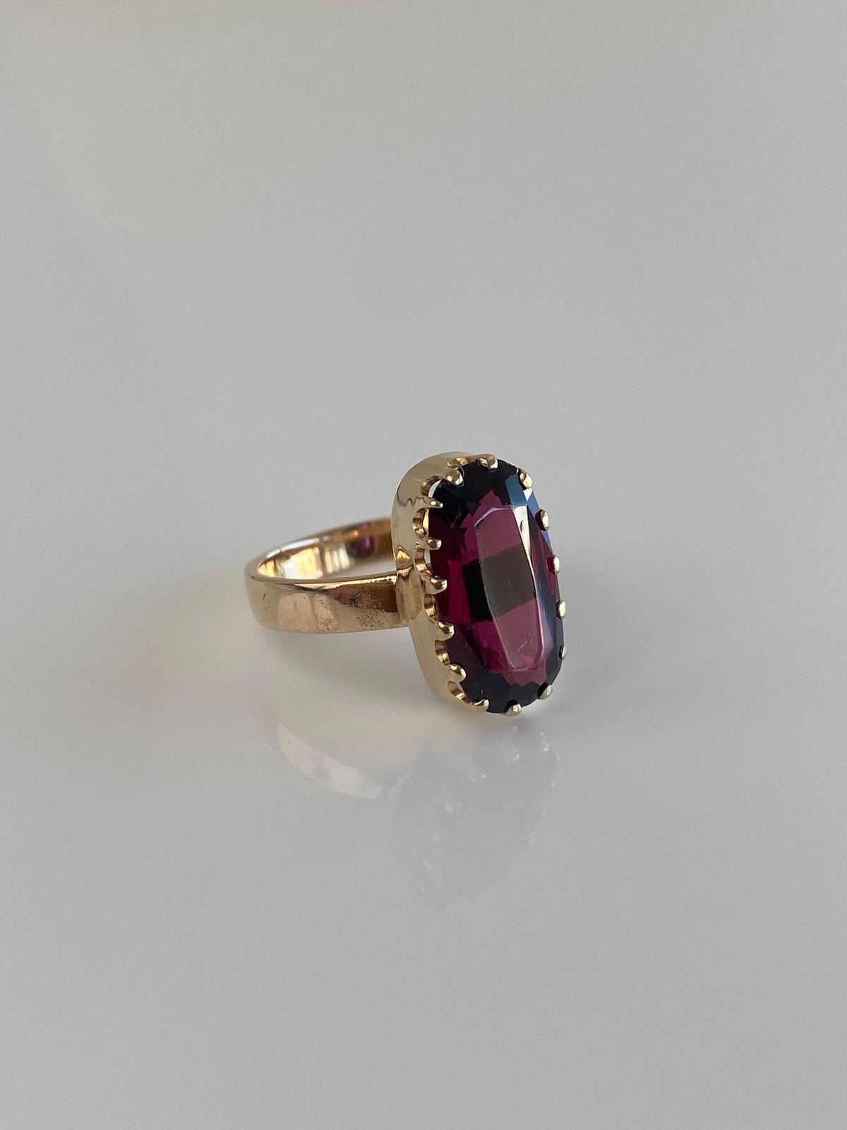 Vintage Solid 10k Yellow Gold Pink Tourmaline Ring - Size 4.5