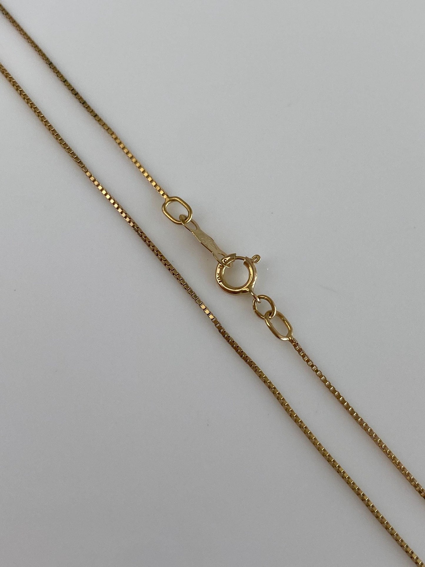 Vintage Solid 10k Yellow Gold Dainty Box Chain Necklace - 20 inches