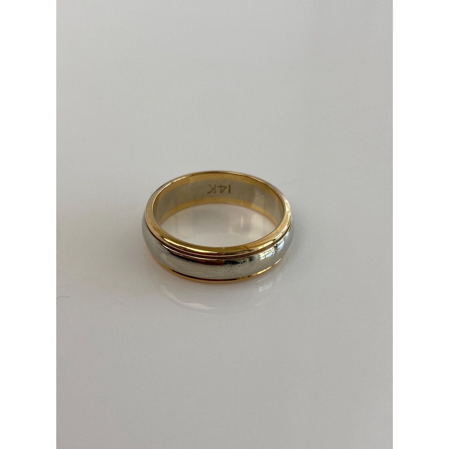 Vintage Solid 14k White & Yellow Gold Lined Ring Band - Size 8.75