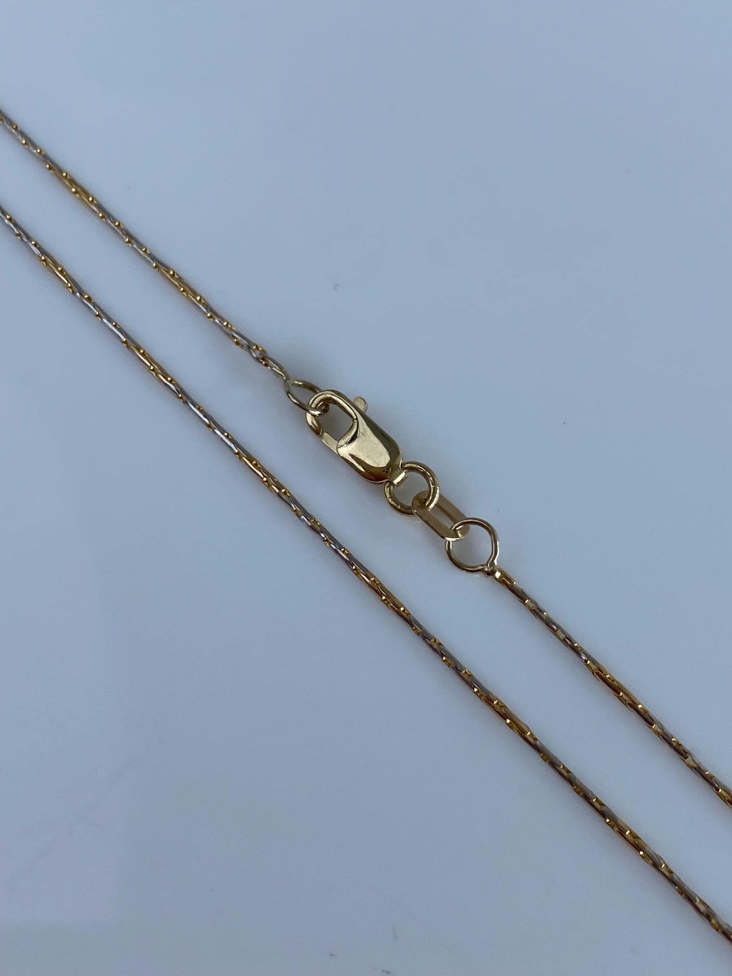 Vintage Solid 10k Tri Tone Gold Rounded Triangle Link Chain - 22.25 inches