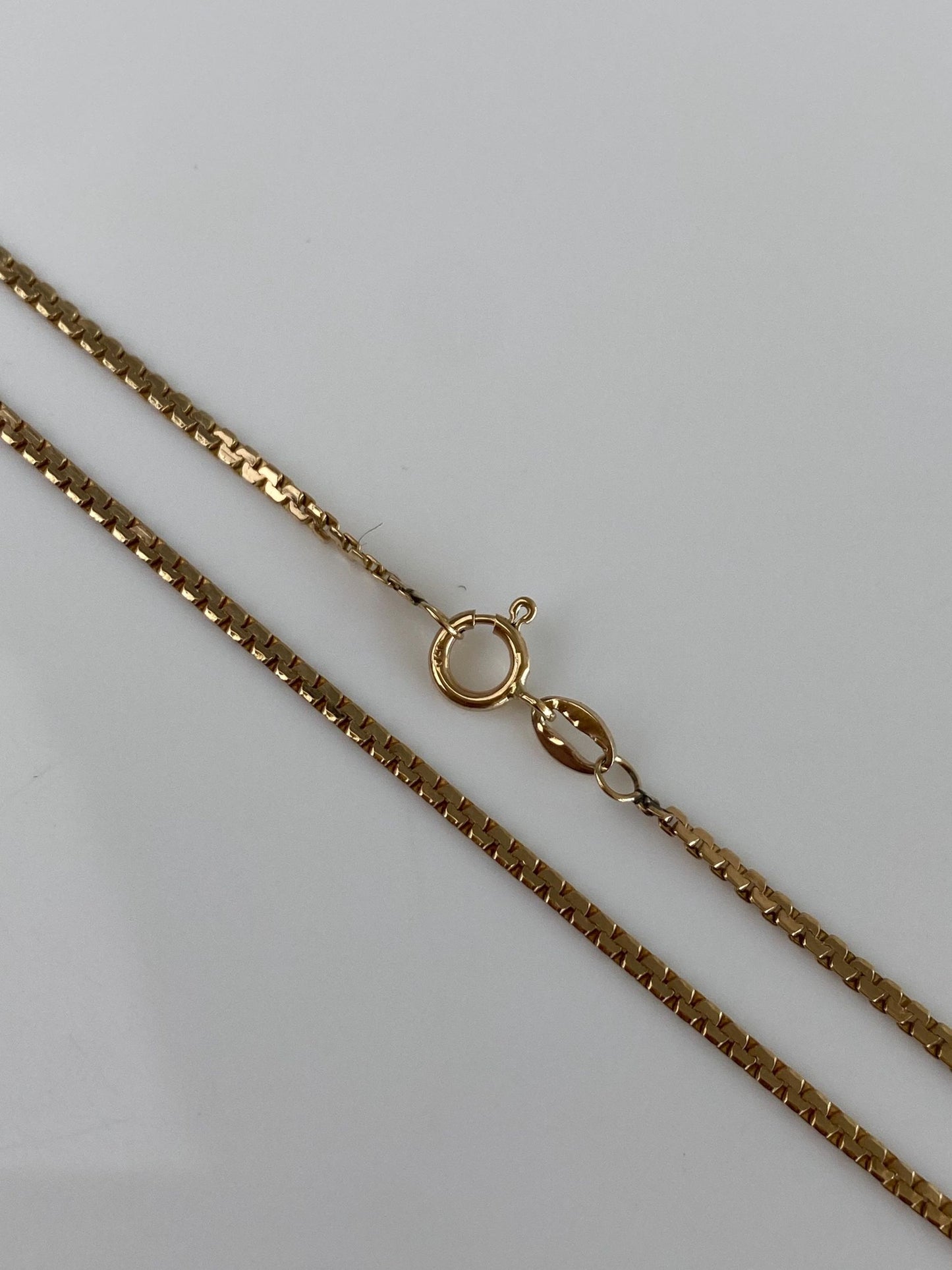 Vintage Solid 14k Yellow Gold Slim C Link Chain Necklace - 19 inches